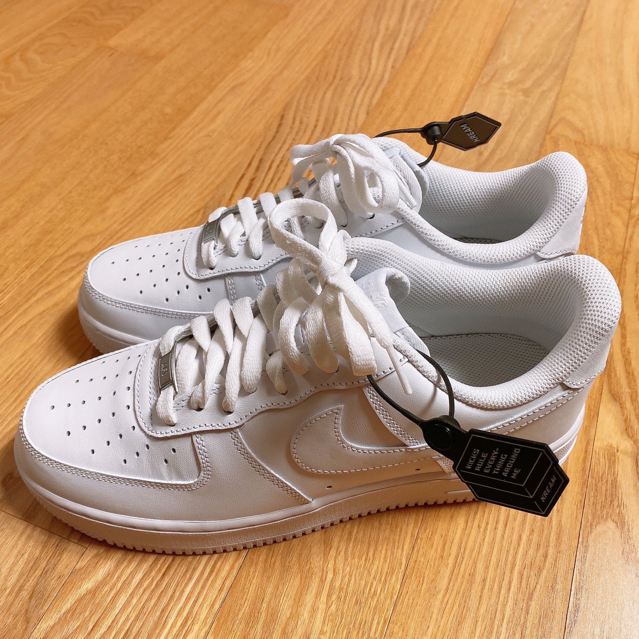 Nike Air Force 1 '07 Low White 착용 스타일 - 2