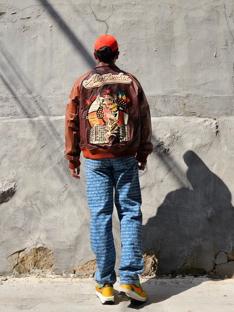 Jordan x Maison Chateau Rouge Flight Jacket Brown Basalt - Asia, Nike ACG H86 Cap Habanero Red 착용 스타일 - 3