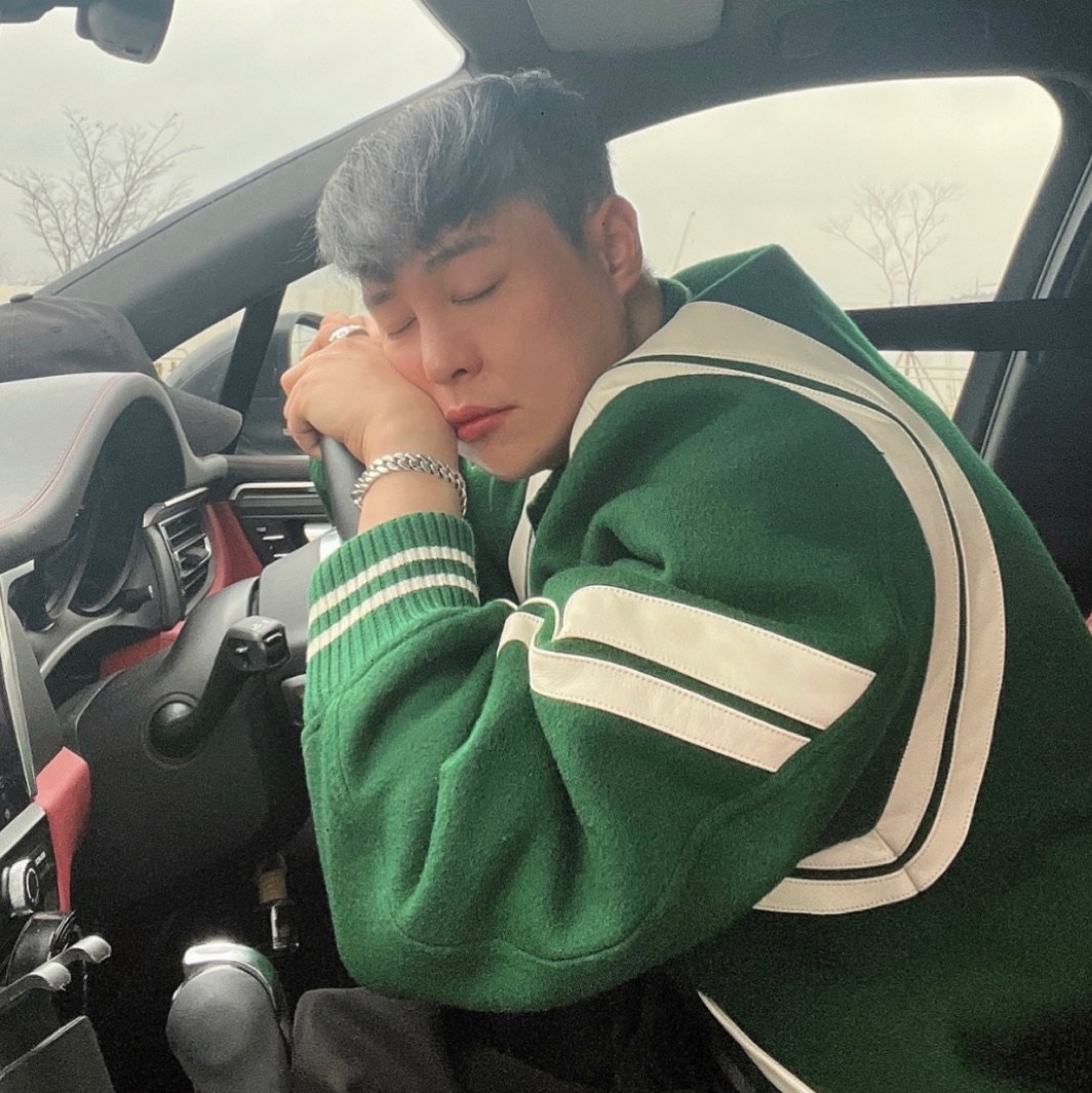 Ader Error Twit Jumper Green 착용 스타일