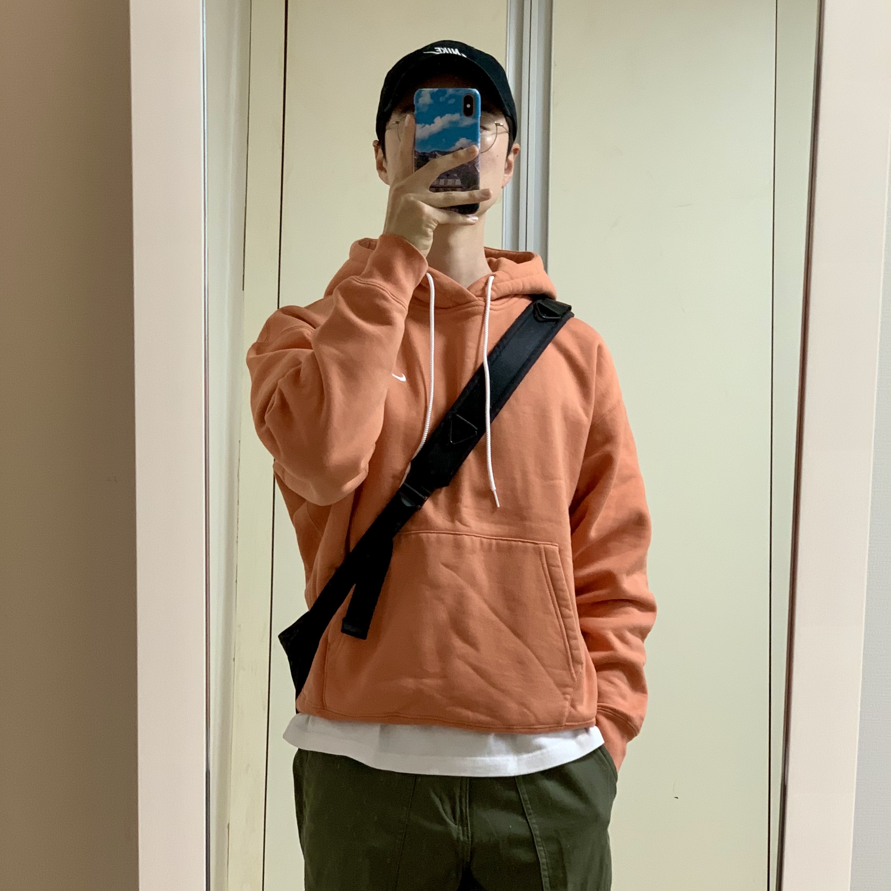 Nike NRG Solo Swoosh Fleece Hoodie Healing Orange - Asia, Nike Heritage 86 Futura Washed Cap Black White 착용 스타일 - 2