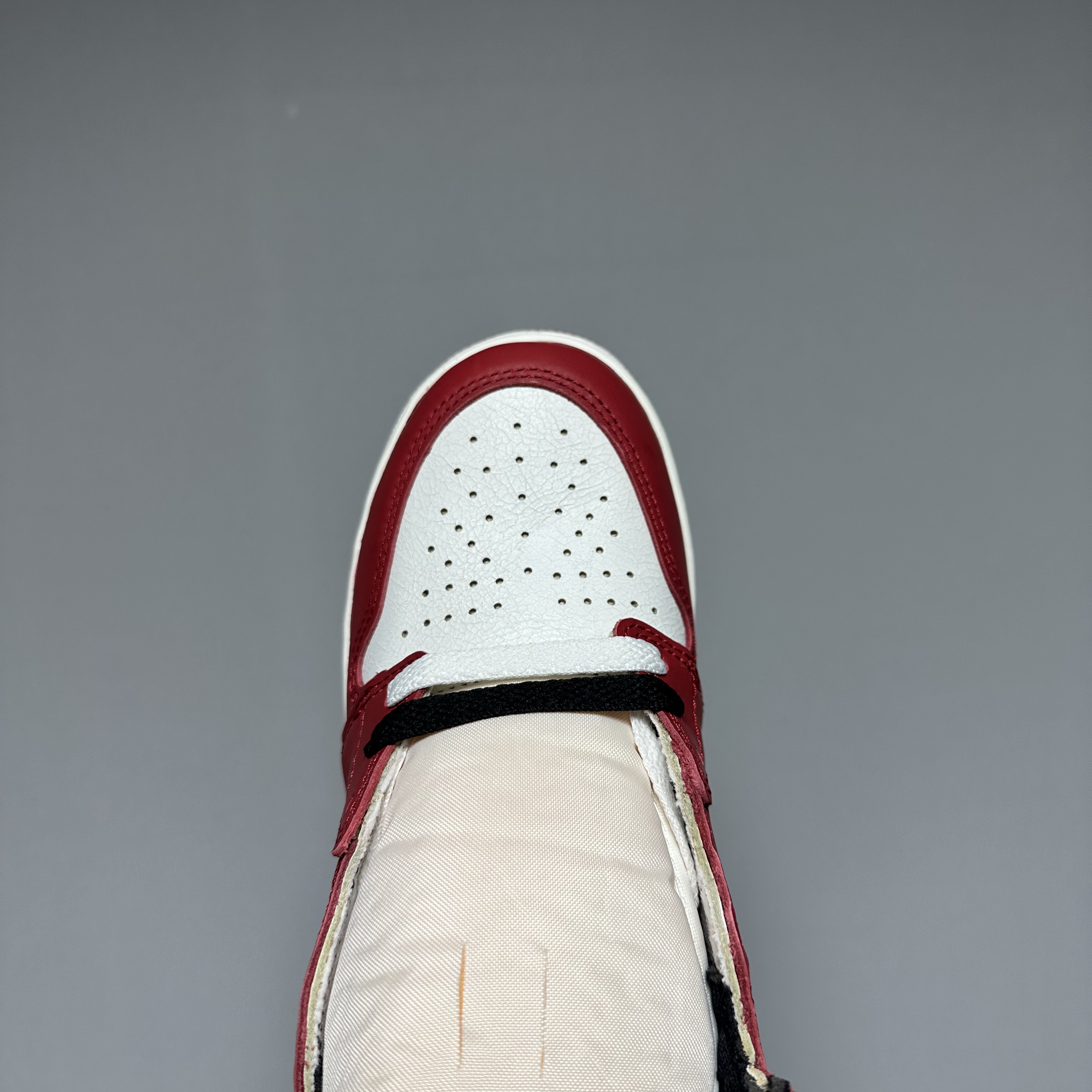 (GS) Jordan 1 Retro High OG Chicago 2022, Jordan 1 High 85 Black White 착용 스타일 - 2