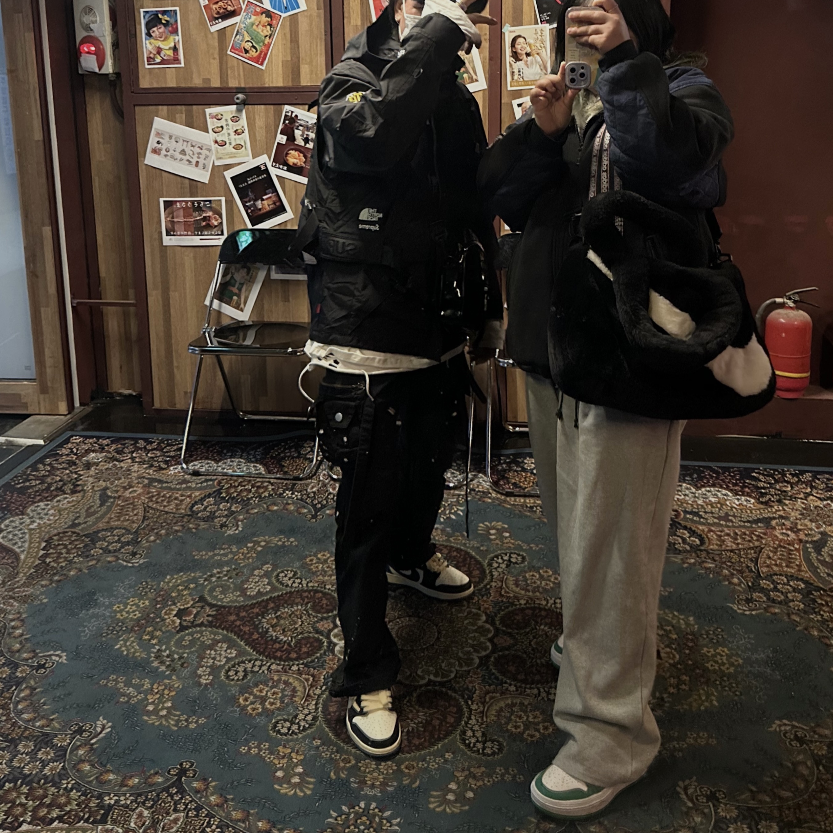 Supreme x The North Face RTG Jacket + Vest Black - 20SS, Jordan 1 x Travis Scott x Fragment Retro Low OG SP Military Blue 착용 스타일