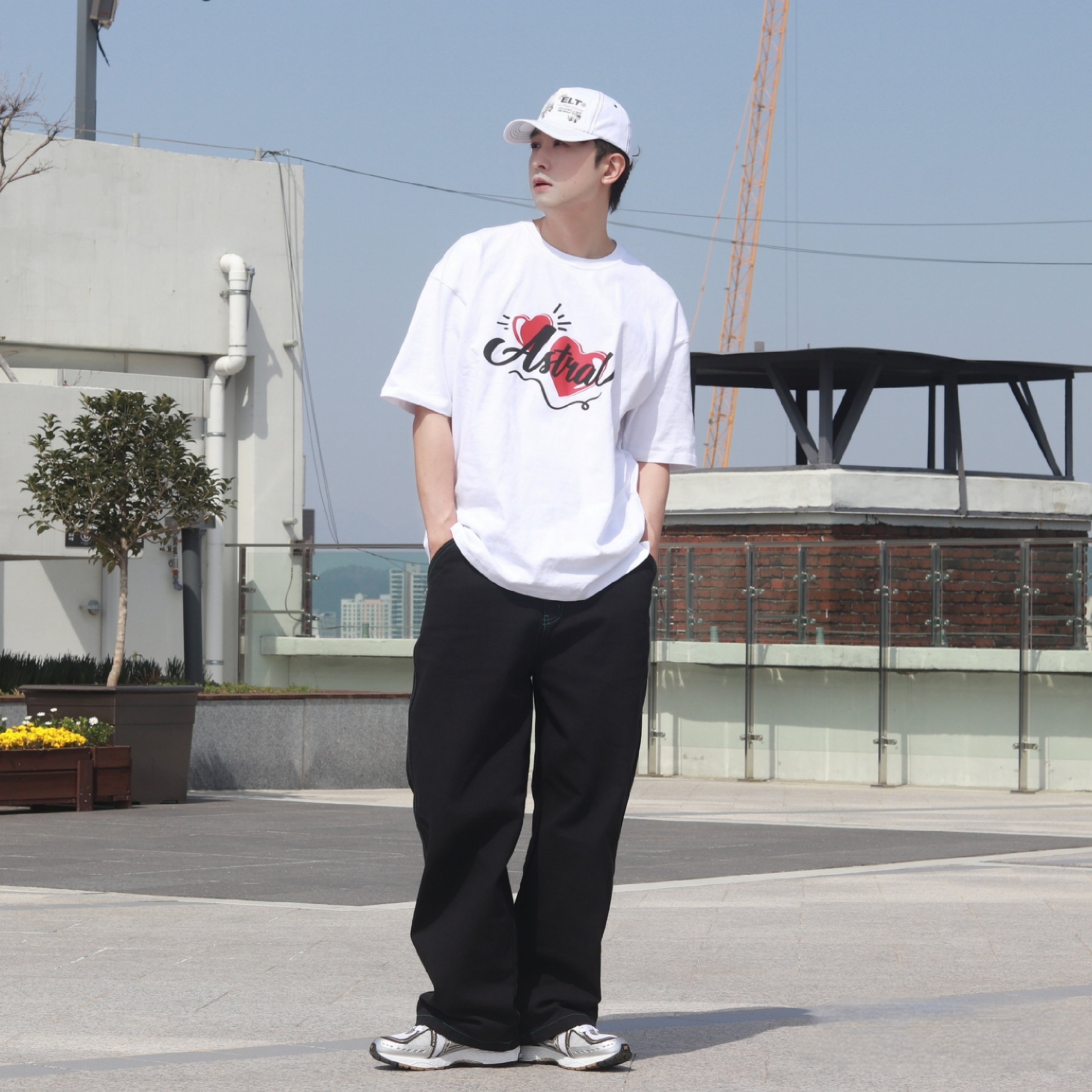 New Balance 1906R White Gold 착용 스타일 - 4