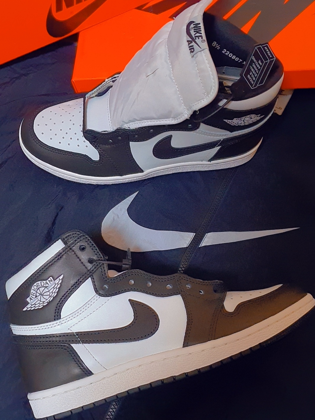 Jordan 1 High 85 Black White 착용 스타일