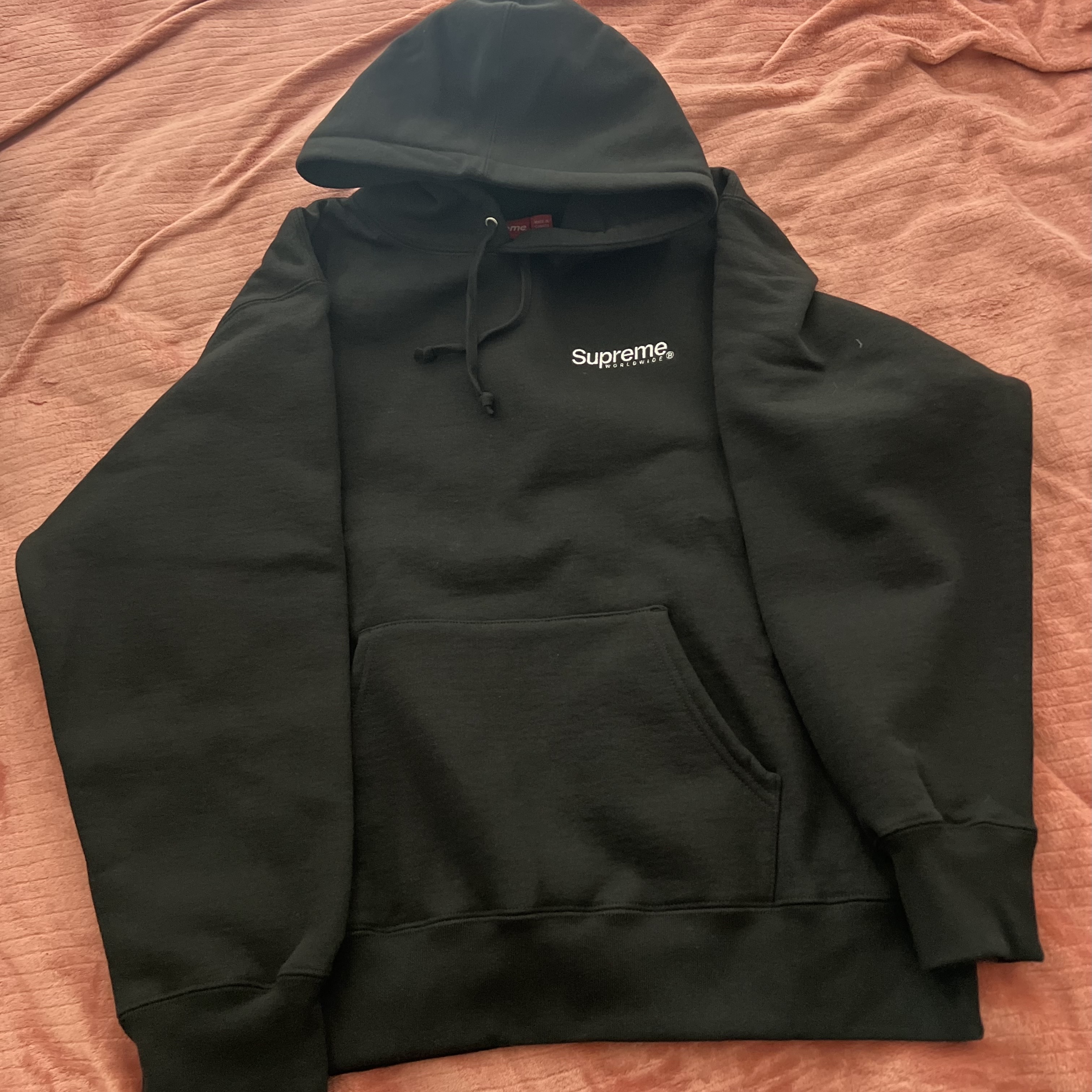 Supreme Worldwide Hooded Sweatshirt Black - 23SS 착용 스타일 - 2