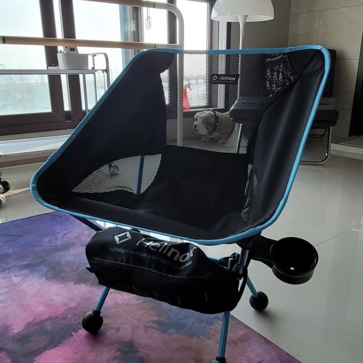 Helinox Chair One Black 착용 스타일 - 4