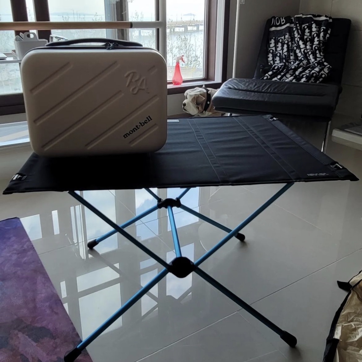 Helinox Chair One Black 착용 스타일 - 2