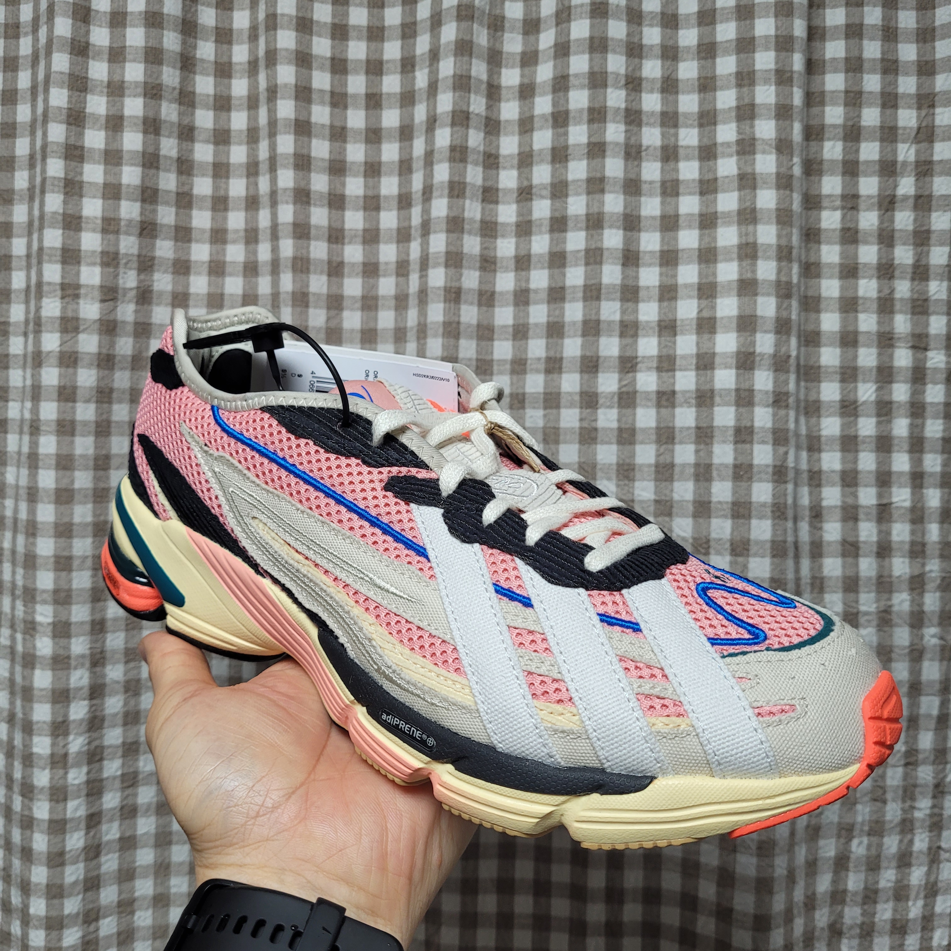Adidas x Sean Wotherspoon Orketro White Easy Yellow 착용 스타일
