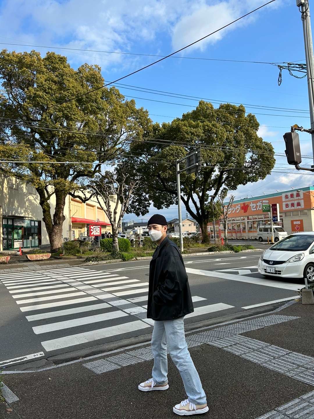 Maison Mihara Yasuhiro Peterson OG Sole Canvas Low-top Sneakers Natural 착용 스타일 - 2