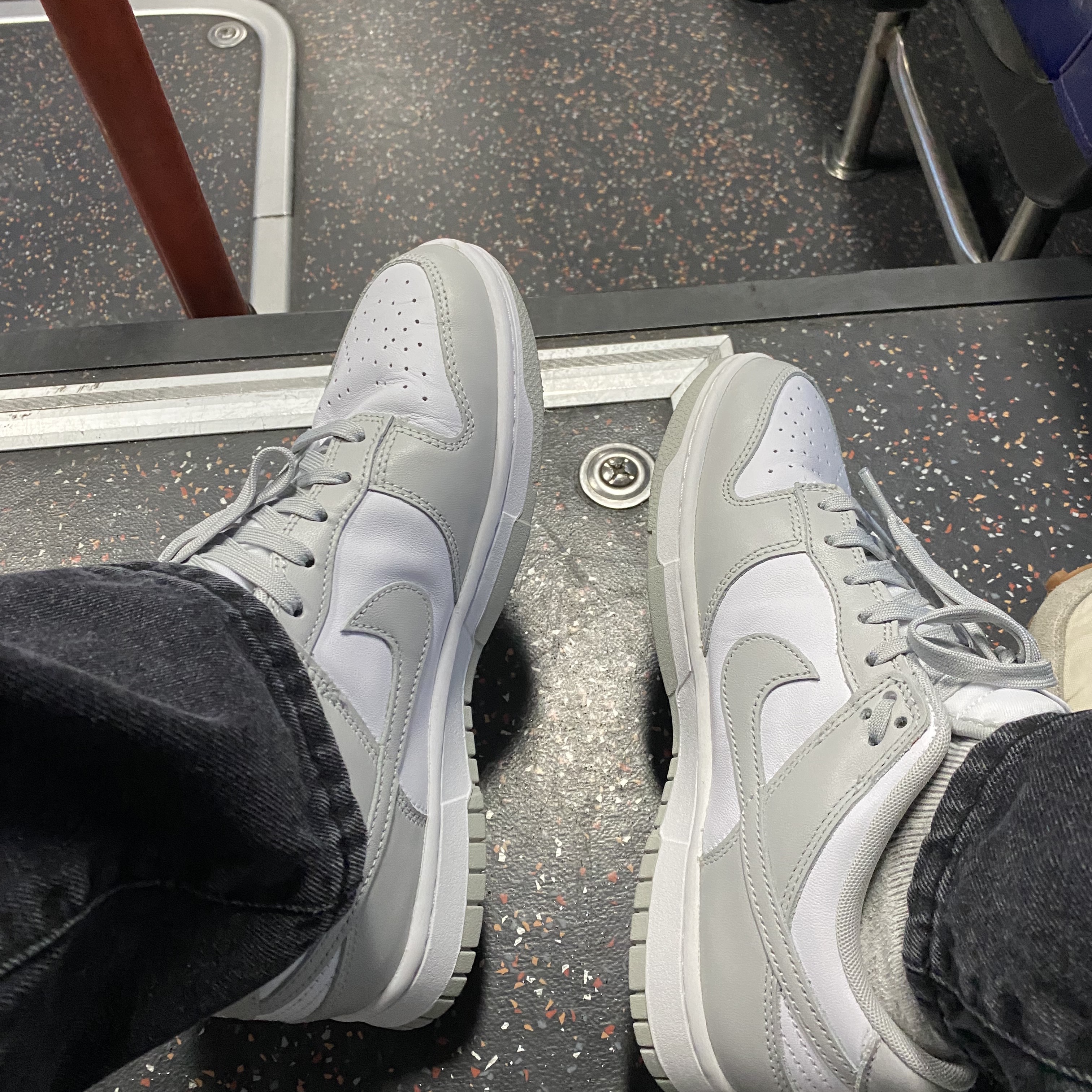 Nike Dunk Low Retro Grey Fog 착용 스타일