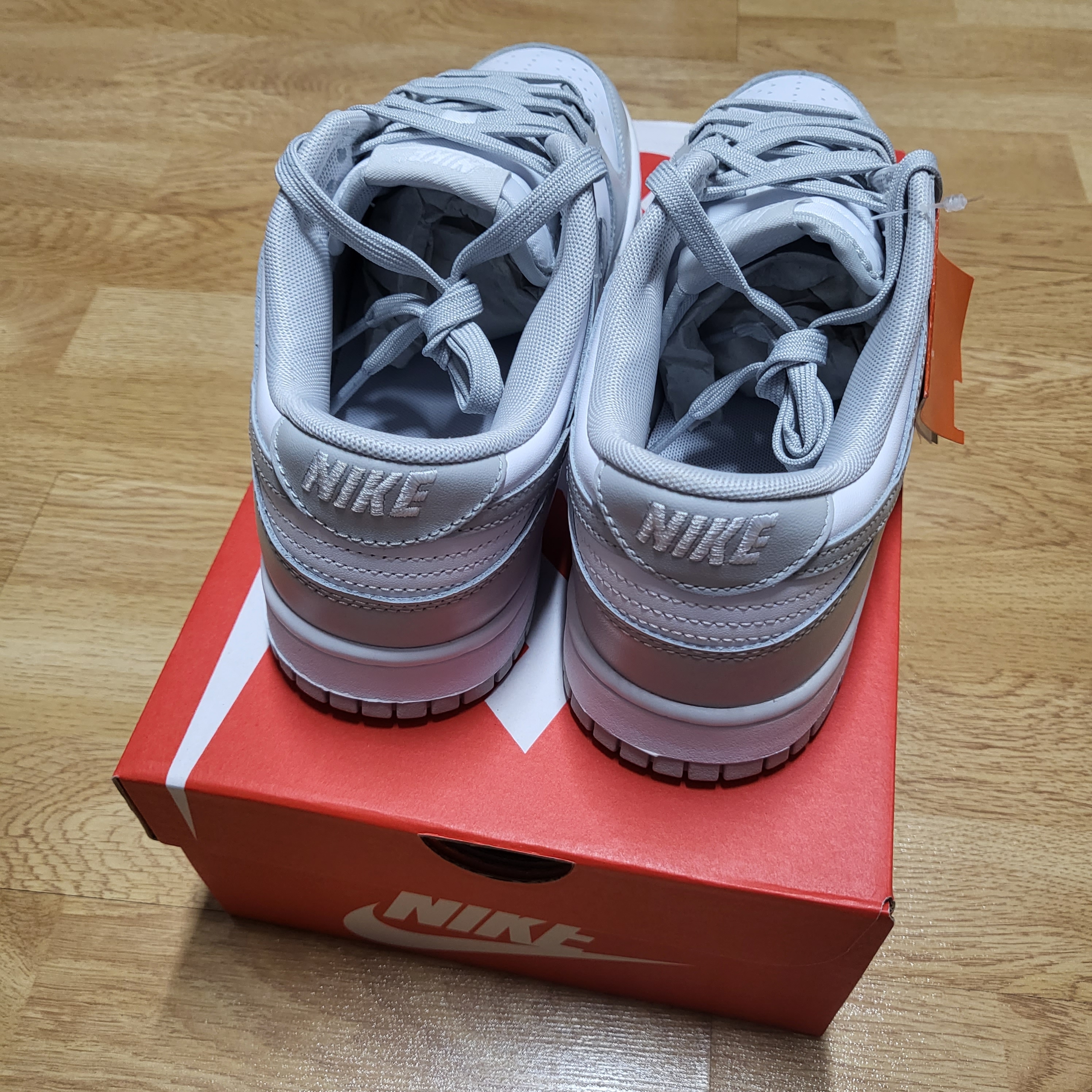 Nike Dunk Low Retro Grey Fog 착용 스타일 - 4