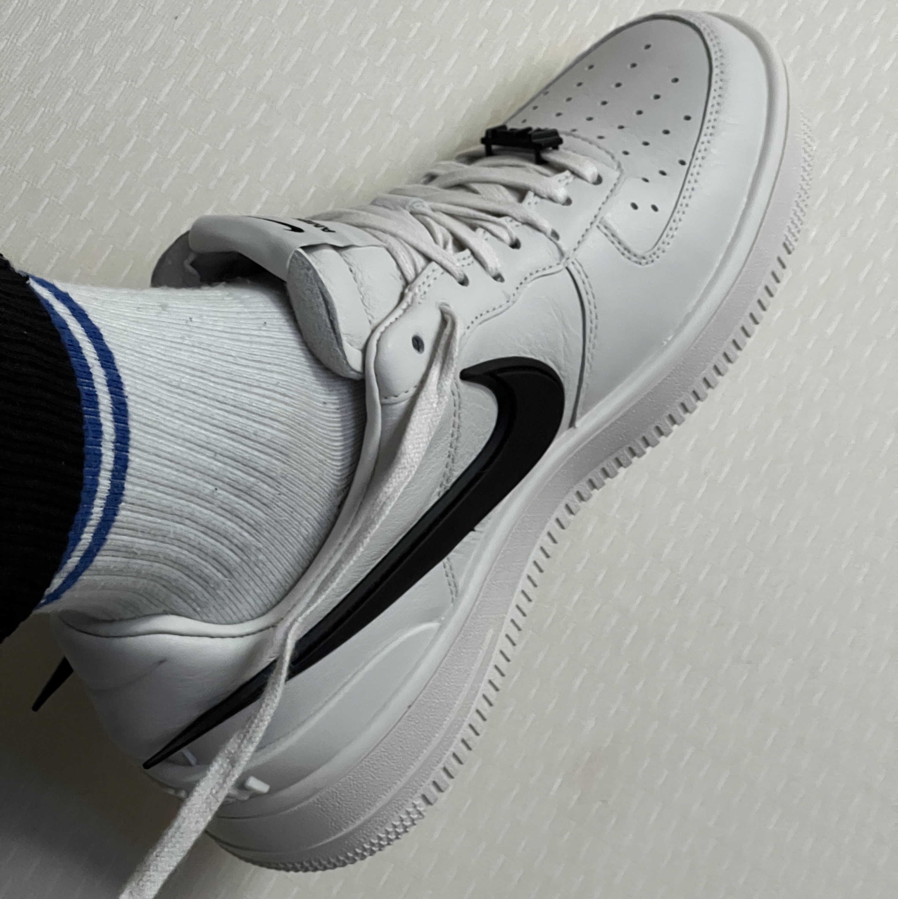 Nike x Ambush Air Force 1 Low SP Phantom 착용 스타일