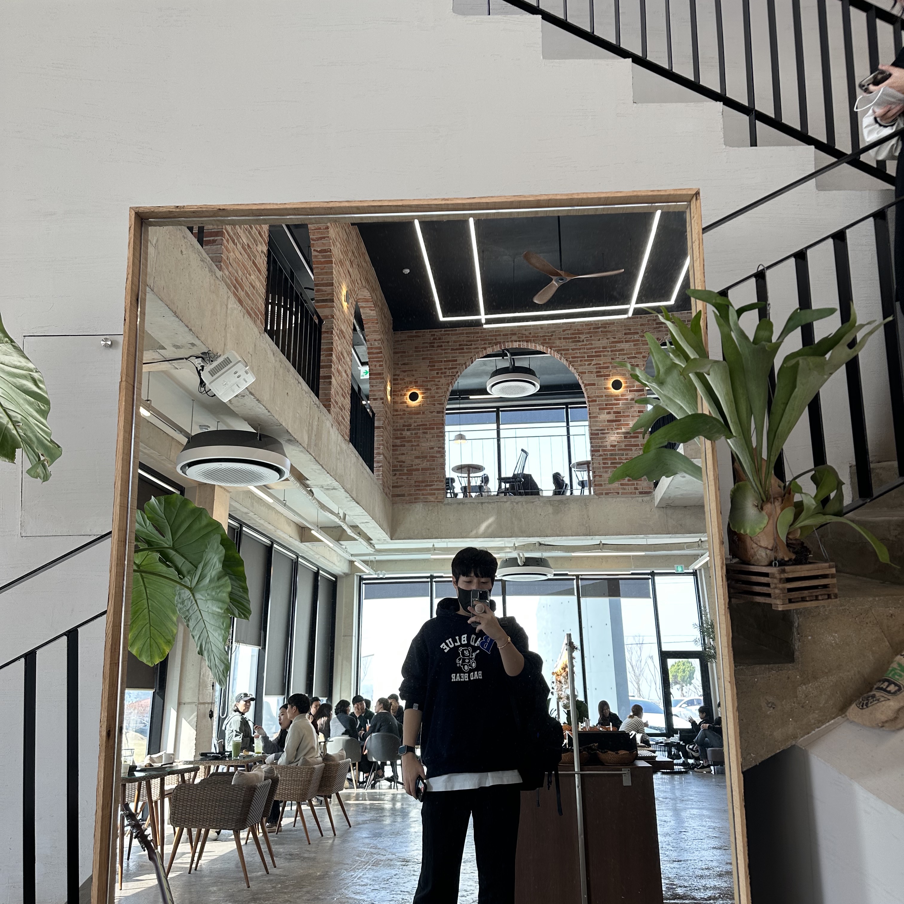 Ader Error x Zara Backpack Black 착용 스타일 - 2