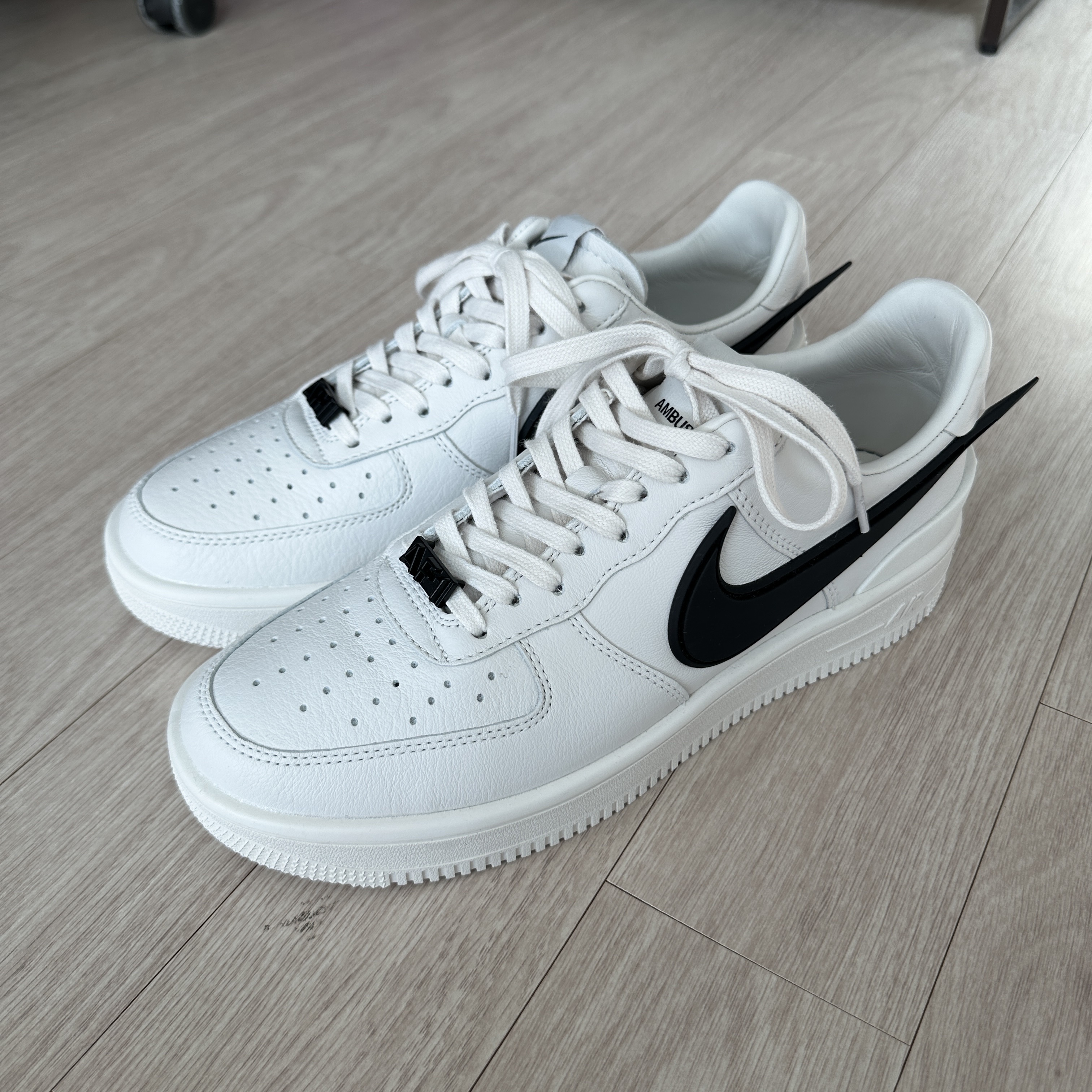 Nike x Ambush Air Force 1 Low SP Phantom 착용 스타일