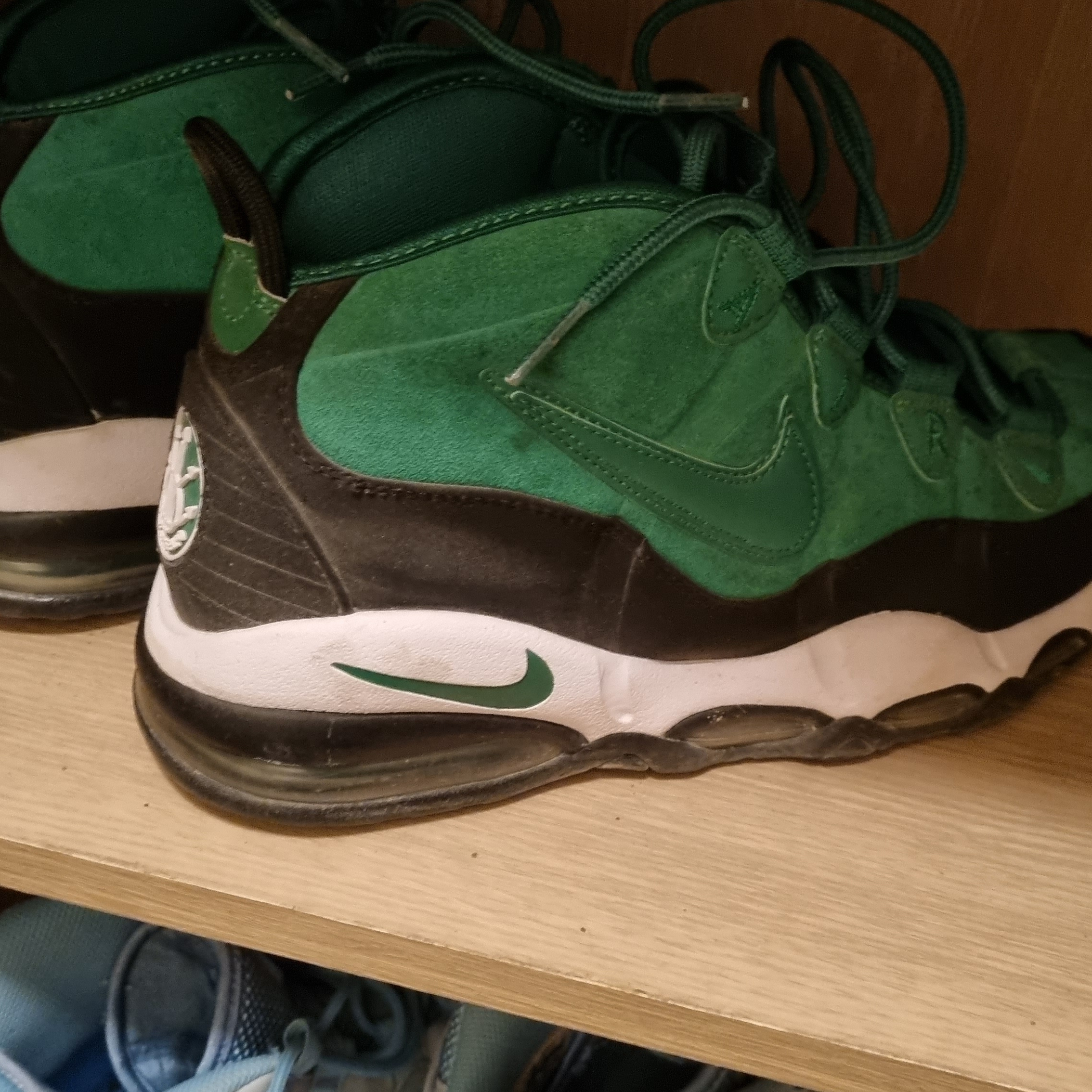 Nike Air Max Uptempo Pine Green 착용 스타일