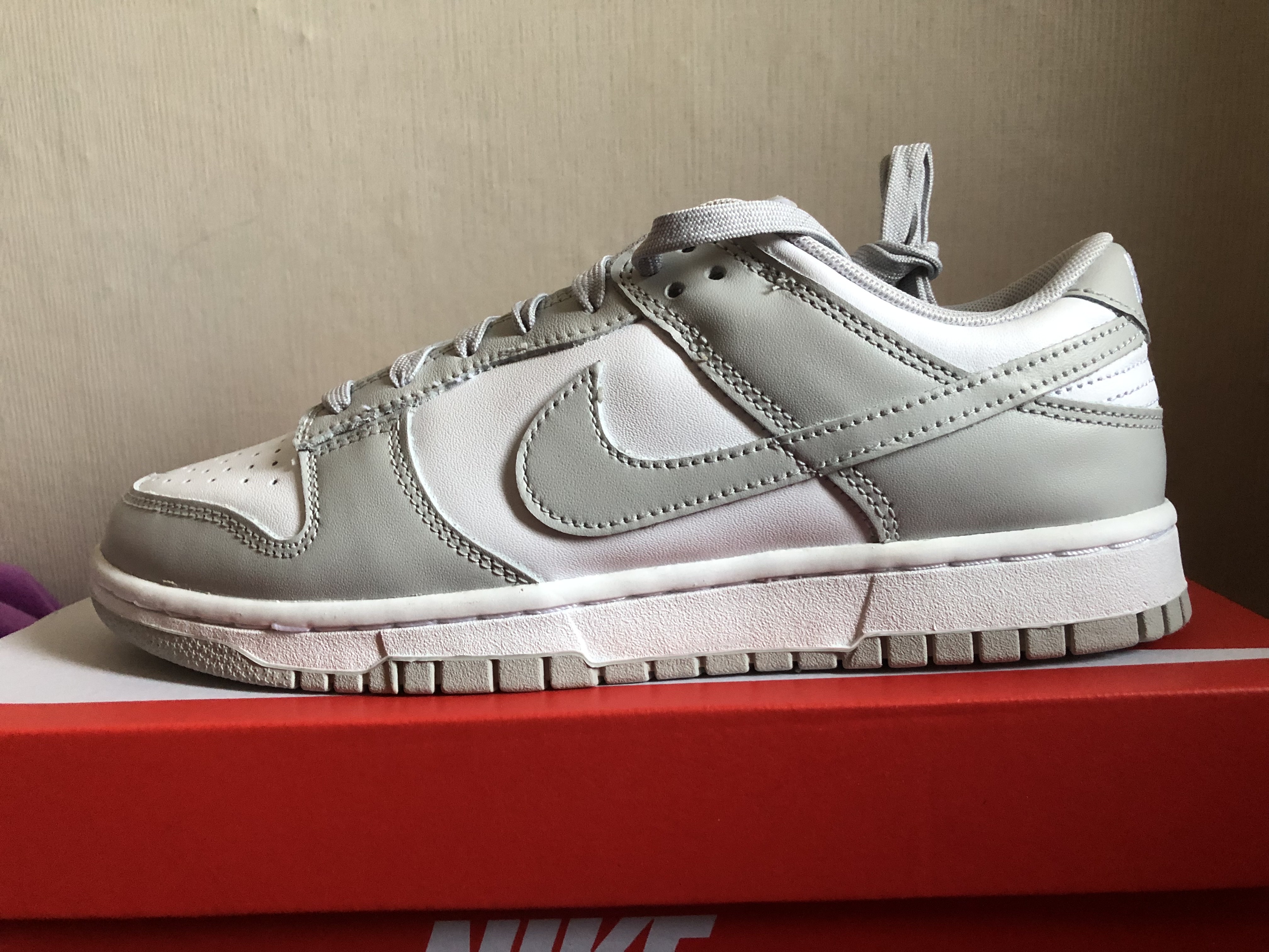 Nike Dunk Low Retro Grey Fog 착용 스타일