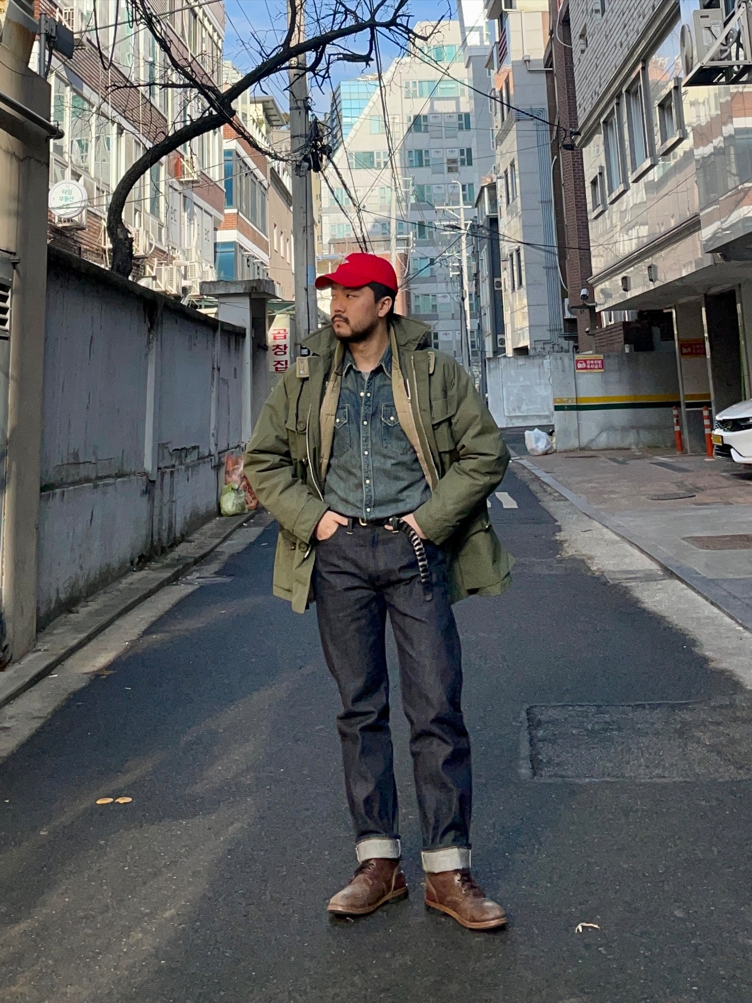 LVC 1954 501 Rigid Cotton Jean Dark Indigo 착용 스타일 - 1