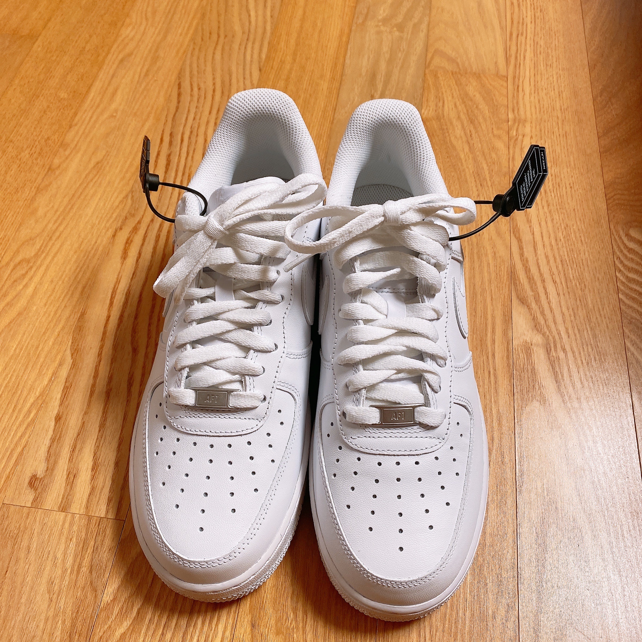 Nike Air Force 1 '07 Low White 착용 스타일 - 1