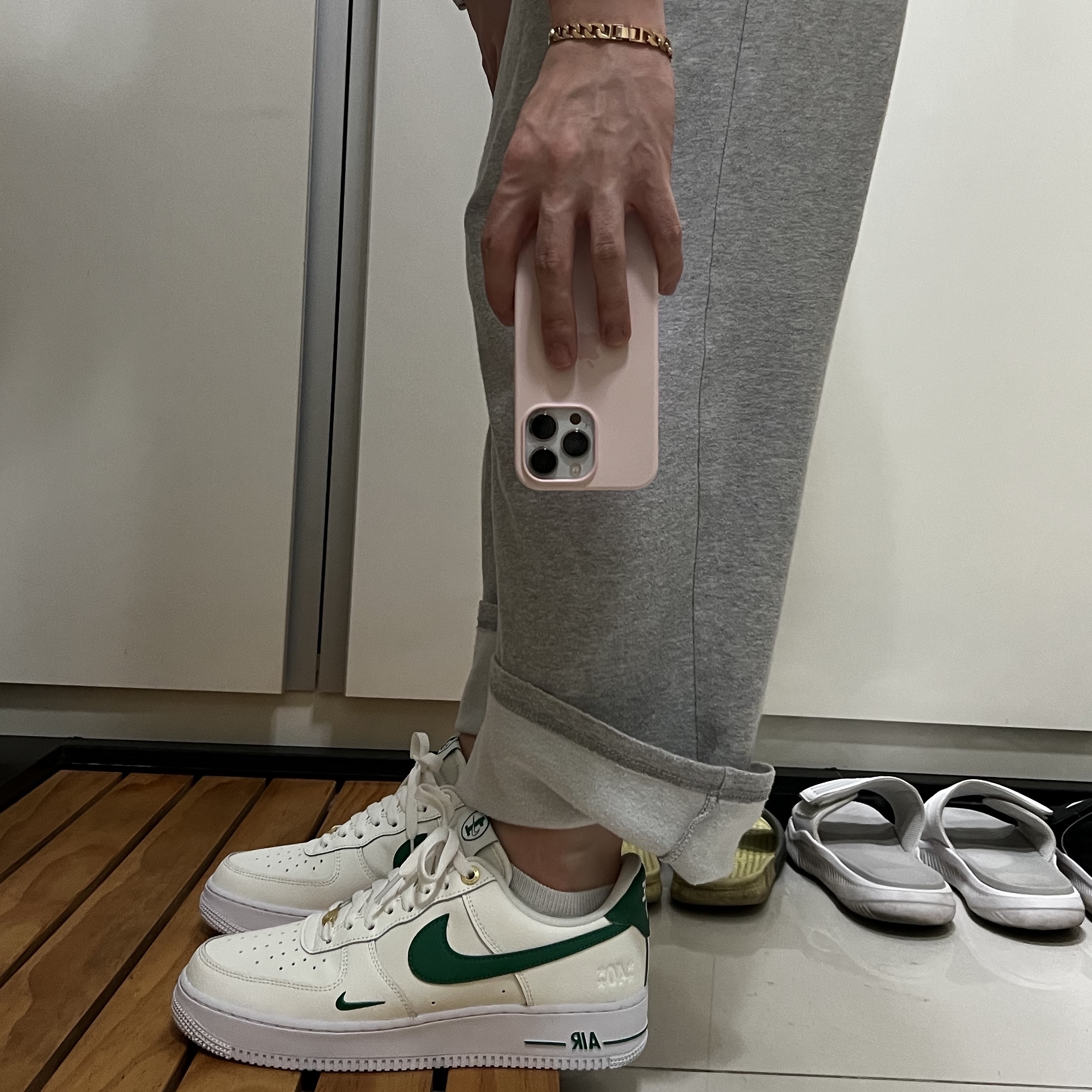 Nike Air Force 1 '07 LV8 40th Anniversary Join Forces Sail Malachite 착용 스타일 - 1
