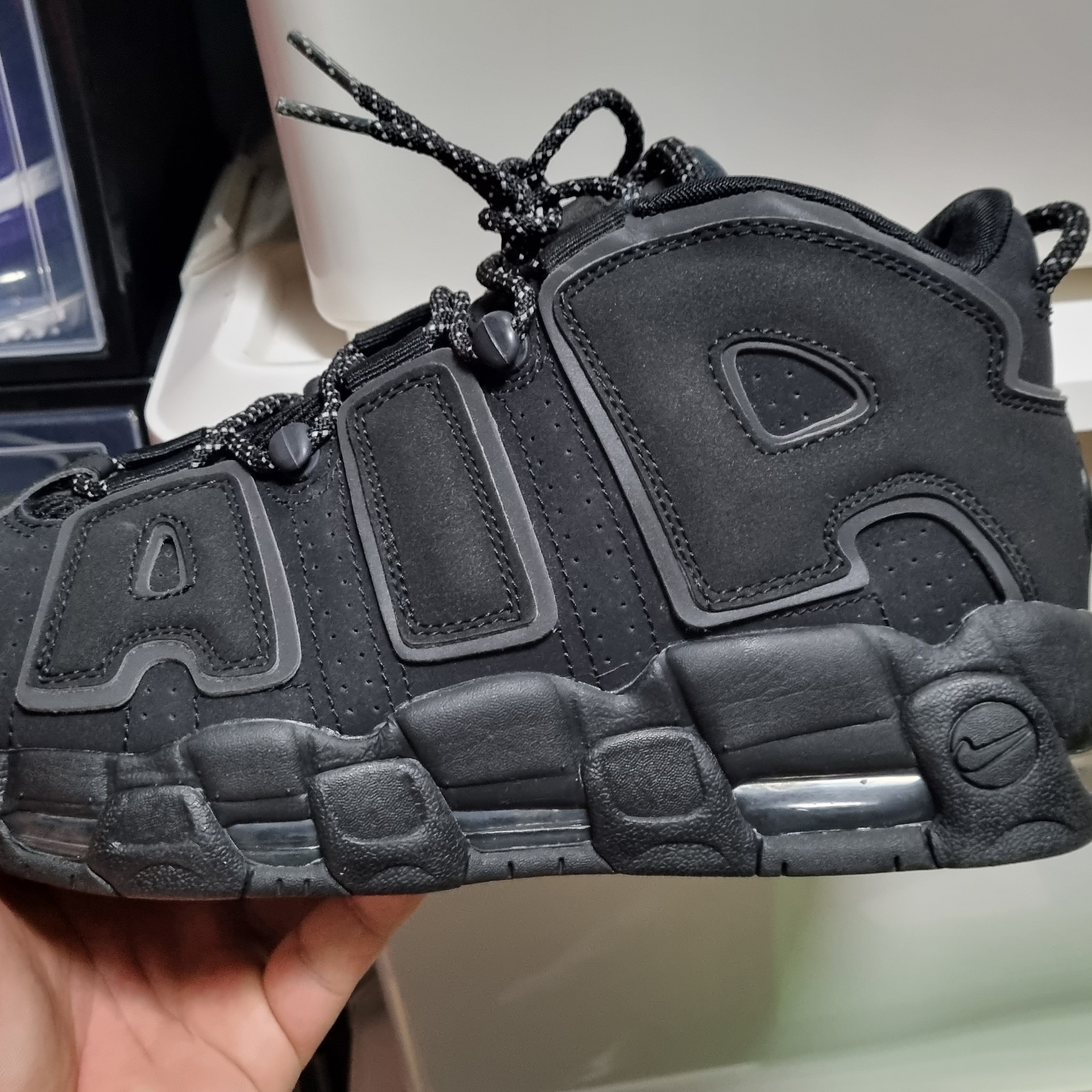 Nike Air More Uptempo Black Reflective 2017/2018 착용 스타일