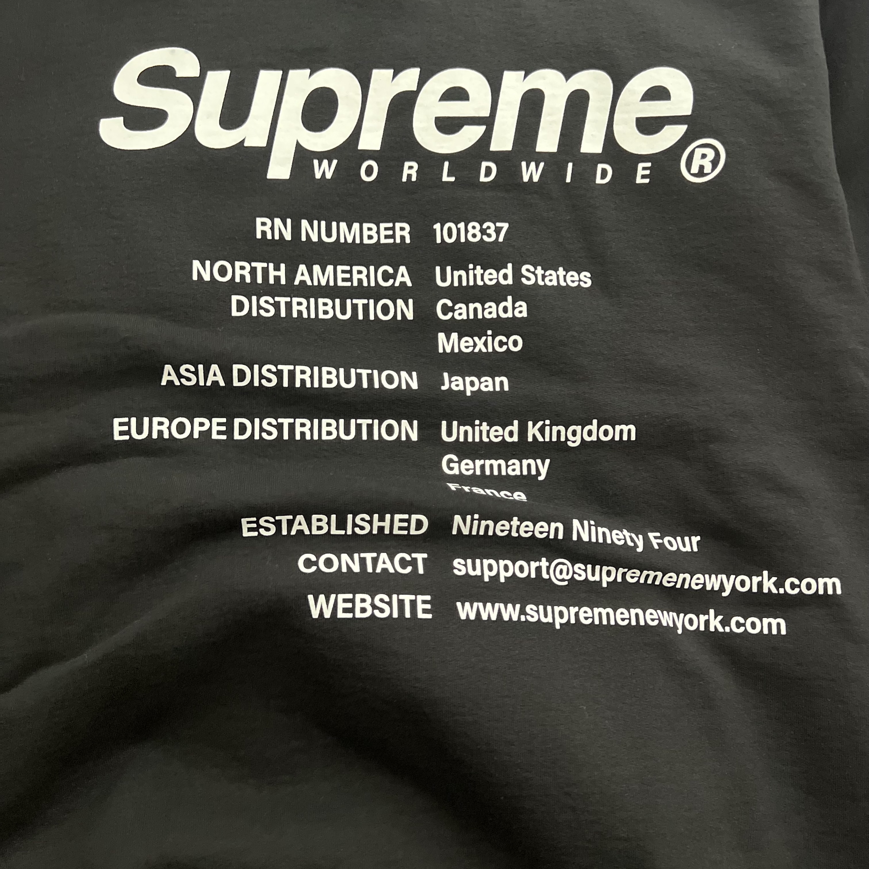 Supreme Worldwide Hooded Sweatshirt Black - 23SS 착용 스타일 - 1