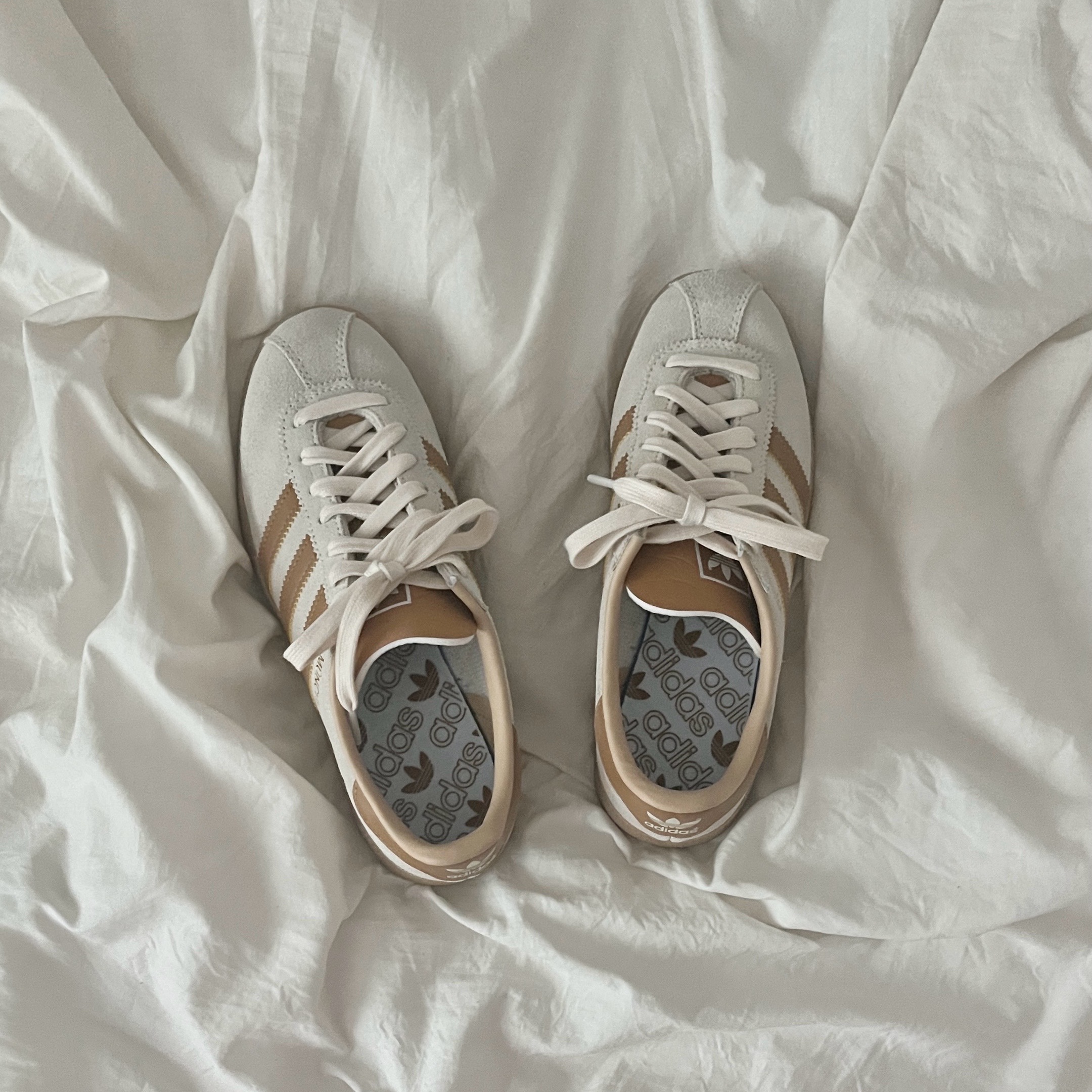 Adidas City Series Munchen Cream White Mesa 착용 스타일 - 1