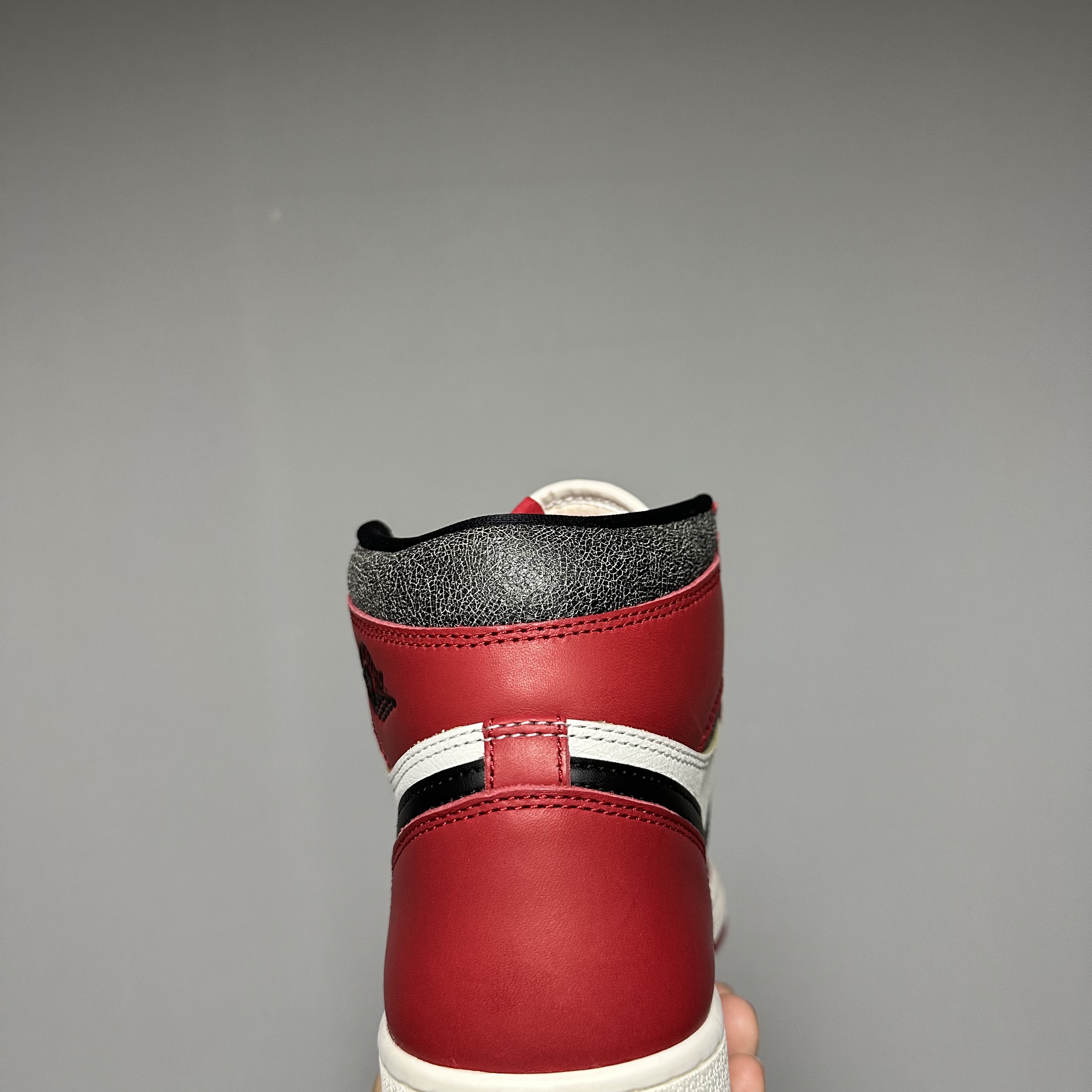 Jordan 1 Retro High OG Chicago 2022 착용 스타일 - 2