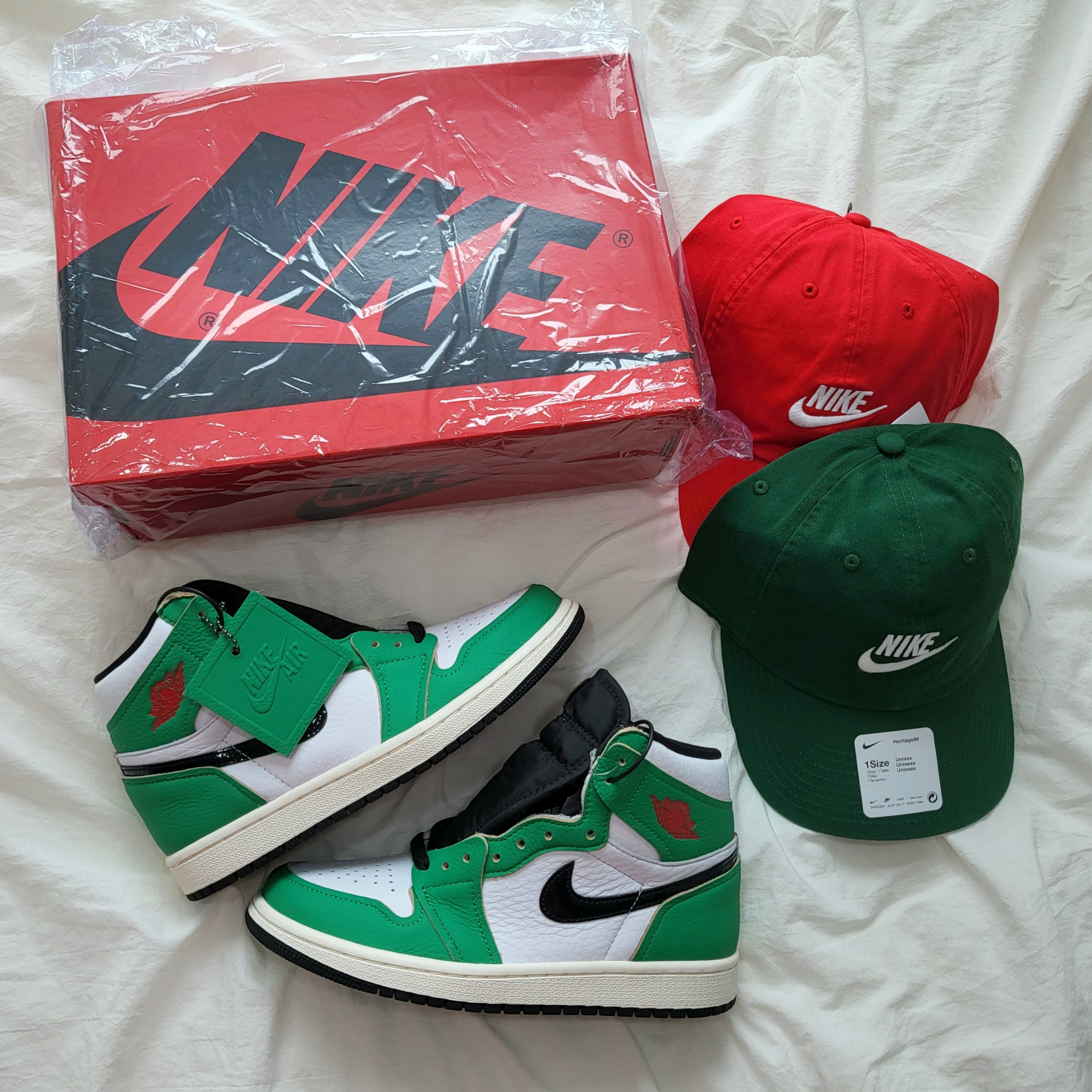 (W) Jordan 1 Retro High OG Lucky Green 착용 스타일