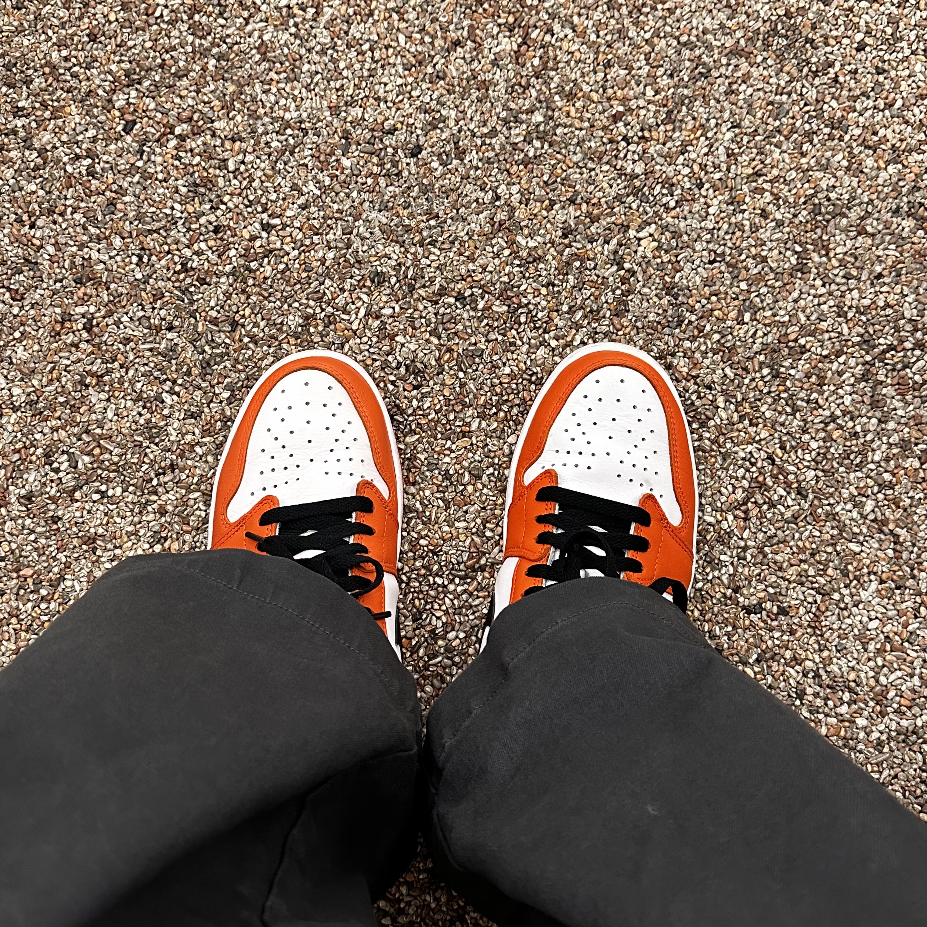 Jordan 1 Low OG Starfish 착용 스타일