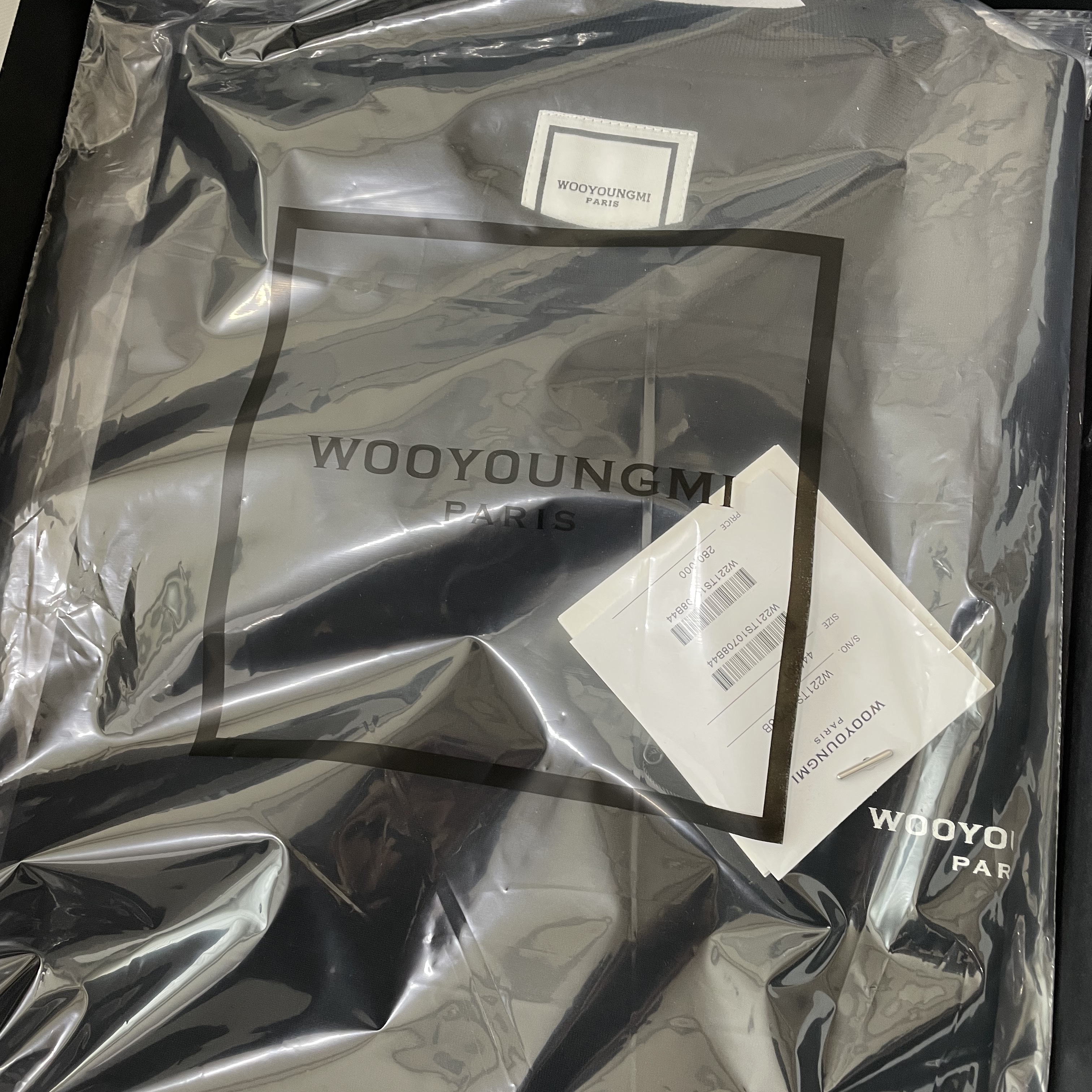 Wooyoungmi Flower Print Back Logo T-Shirt Black - 22SS 착용 스타일