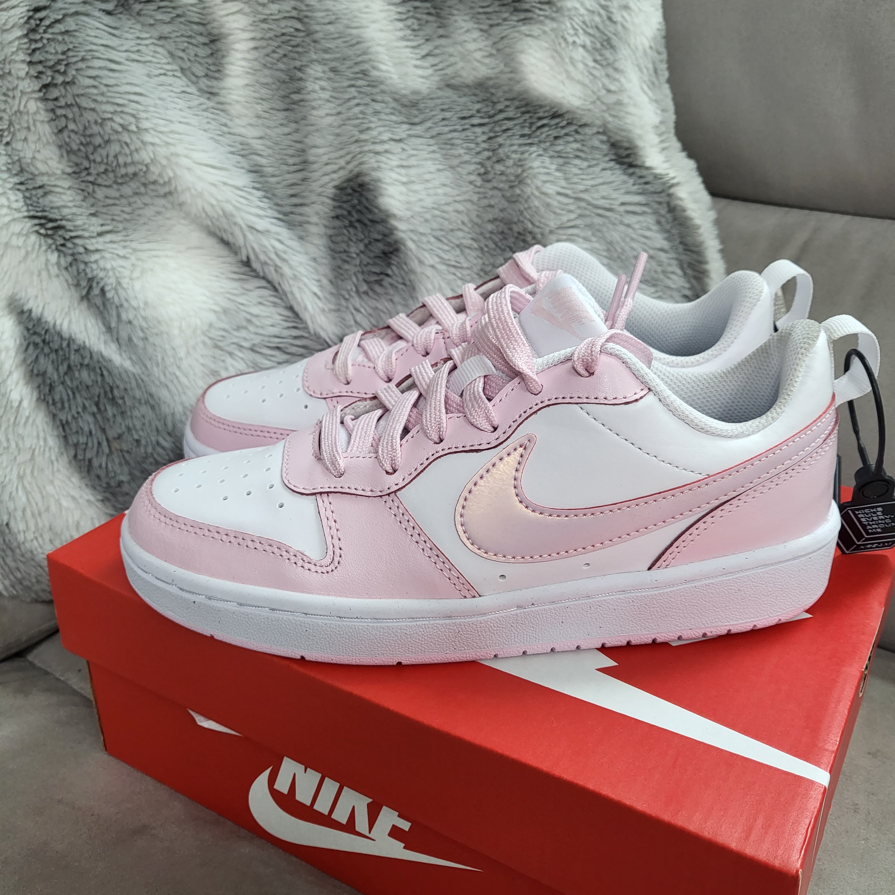 (GS) Nike Court Borough 2 SE White Pink Foam 착용 스타일
