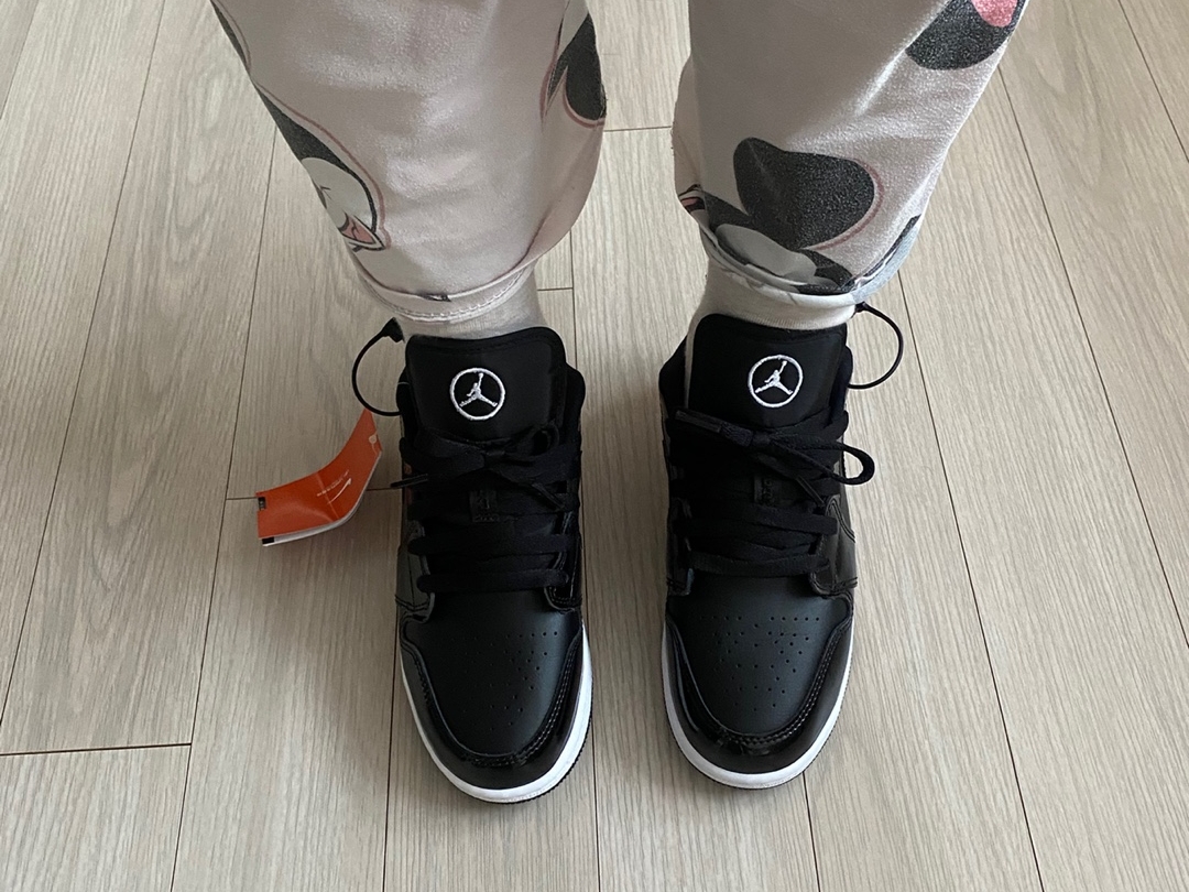 (GS) Jordan 1 Low SE ASW Black 착용 스타일