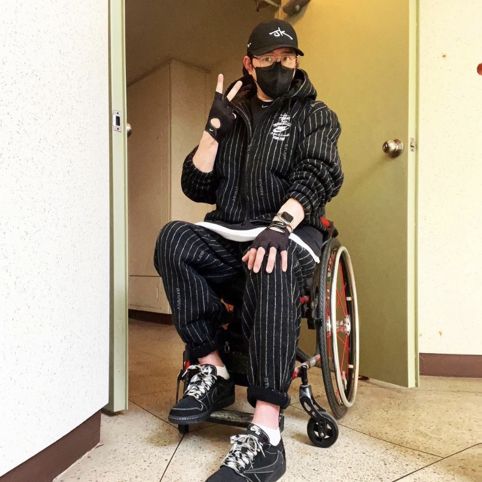 Nike x Stussy NRG Striped Wool Pants Black (DR4021-010), Nike x Stussy NRG Striped Wool Jacket Black (DR4023-010) 착용 스타일