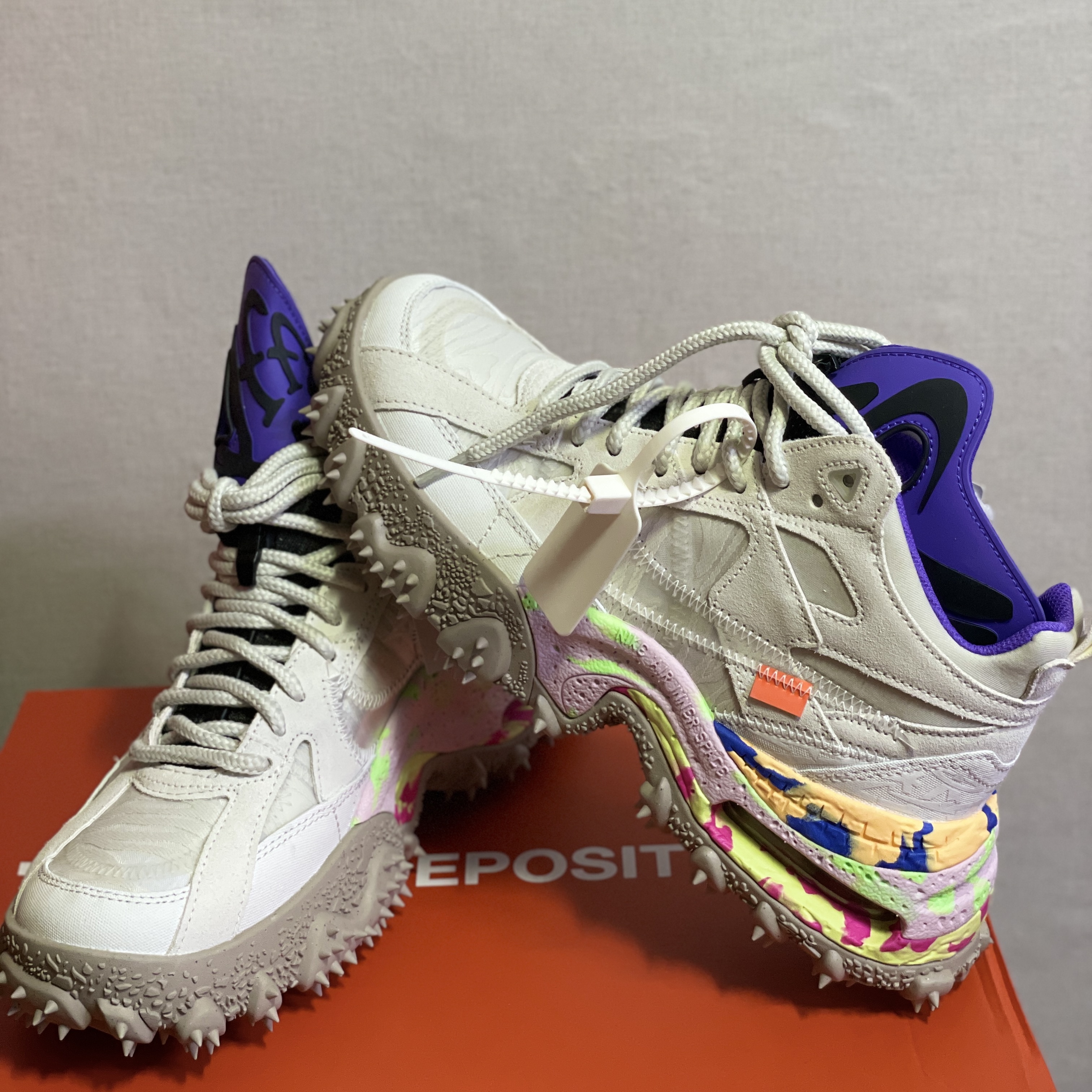 Nike x Off-White Terra Forma Summit White and Psychic Purple 착용 스타일 - 2