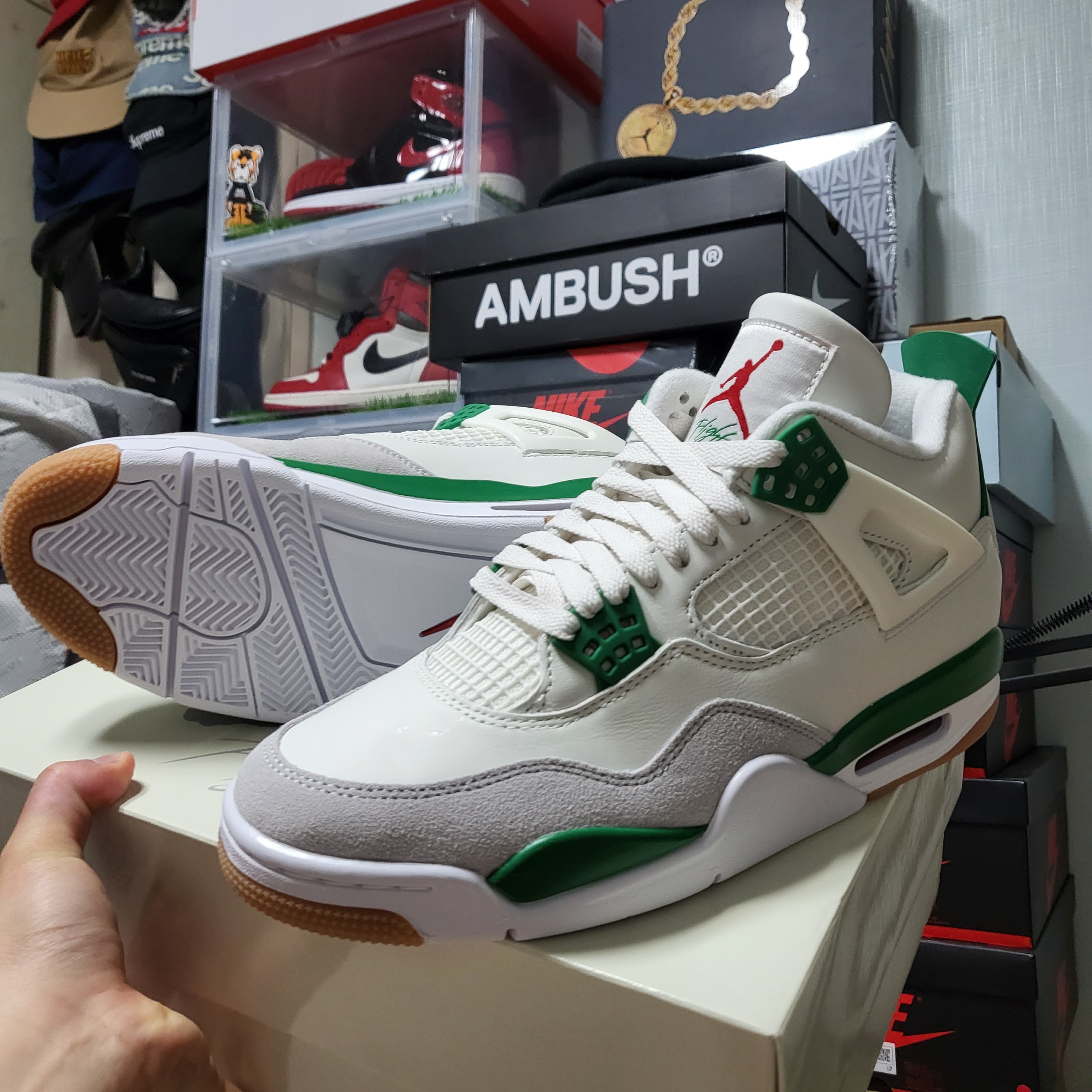 Jordan 4 x Nike SB Retro SP Pine Green 착용 스타일 - 2