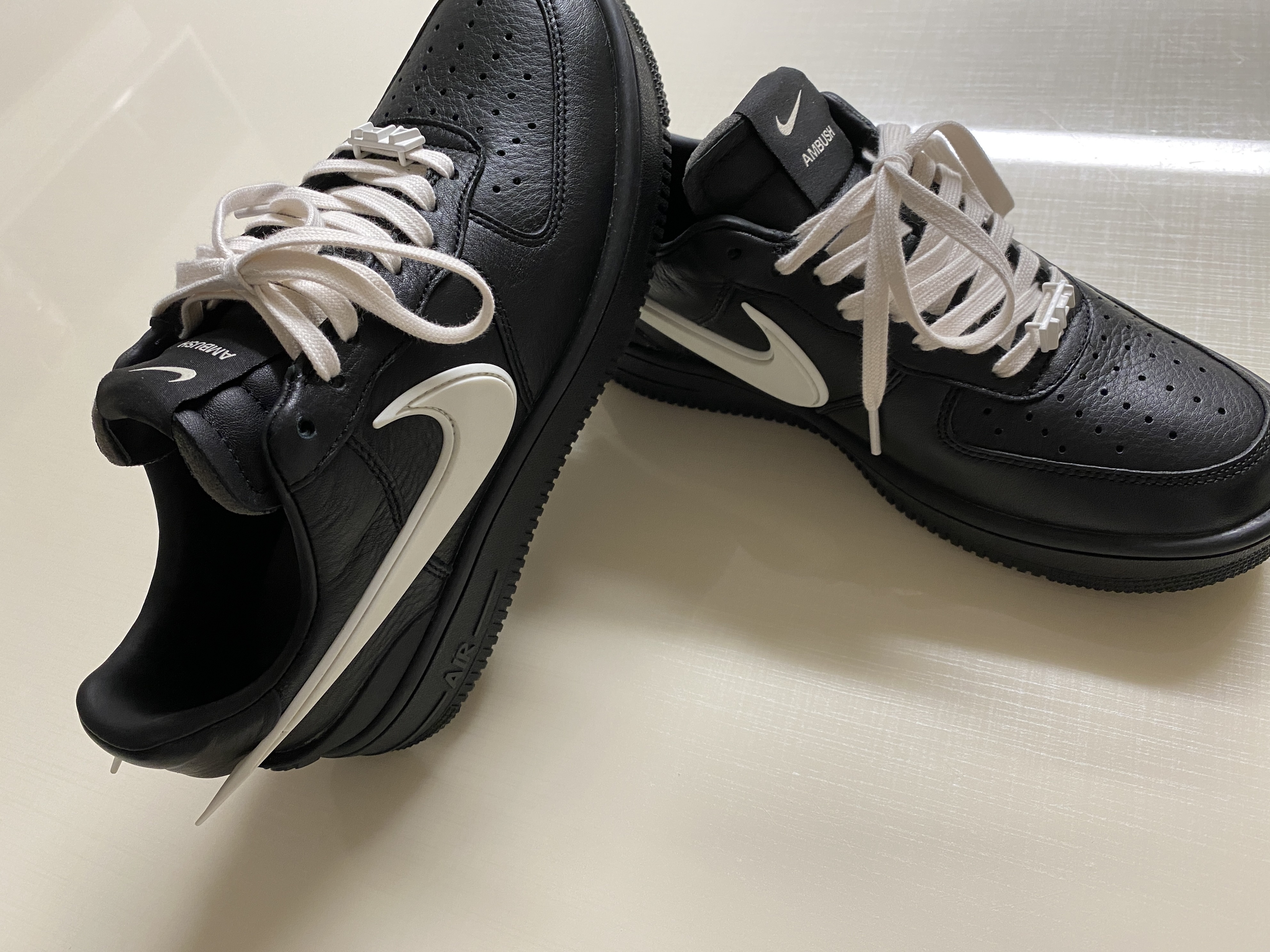 Nike x Ambush Air Force 1 Low SP Black 착용 스타일 - 2