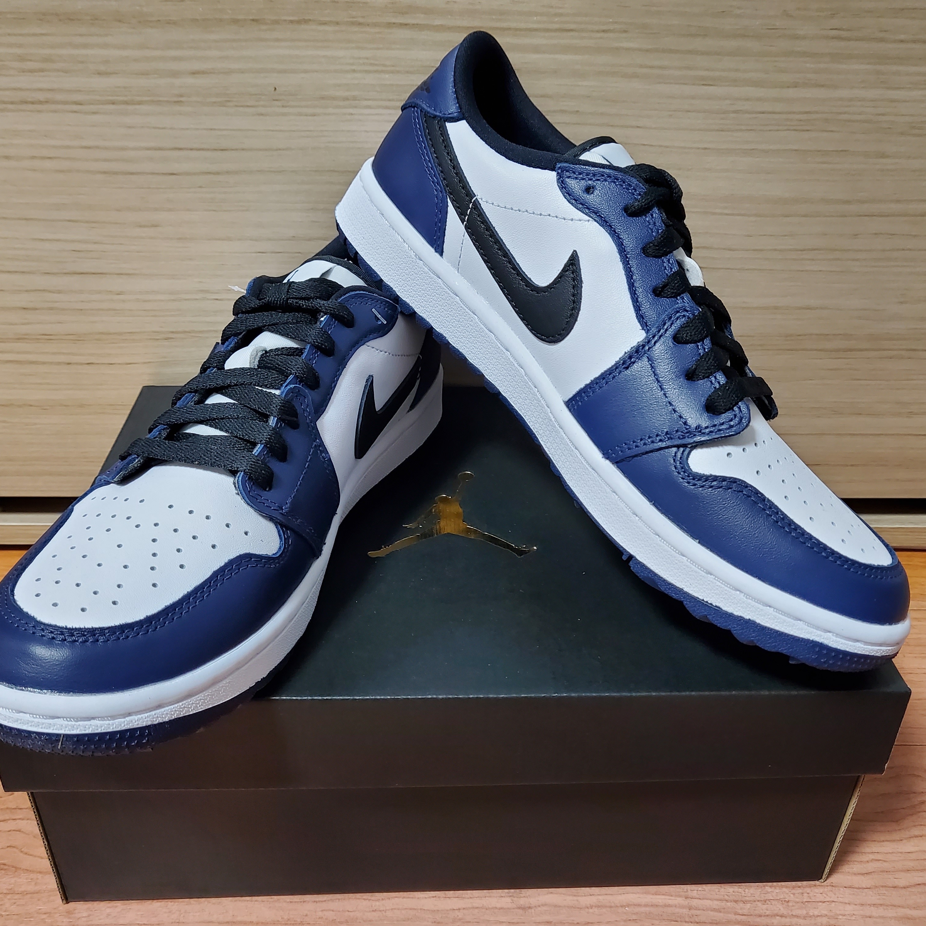 Jordan 1 Low Golf Midnight Navy 착용 스타일 - 1