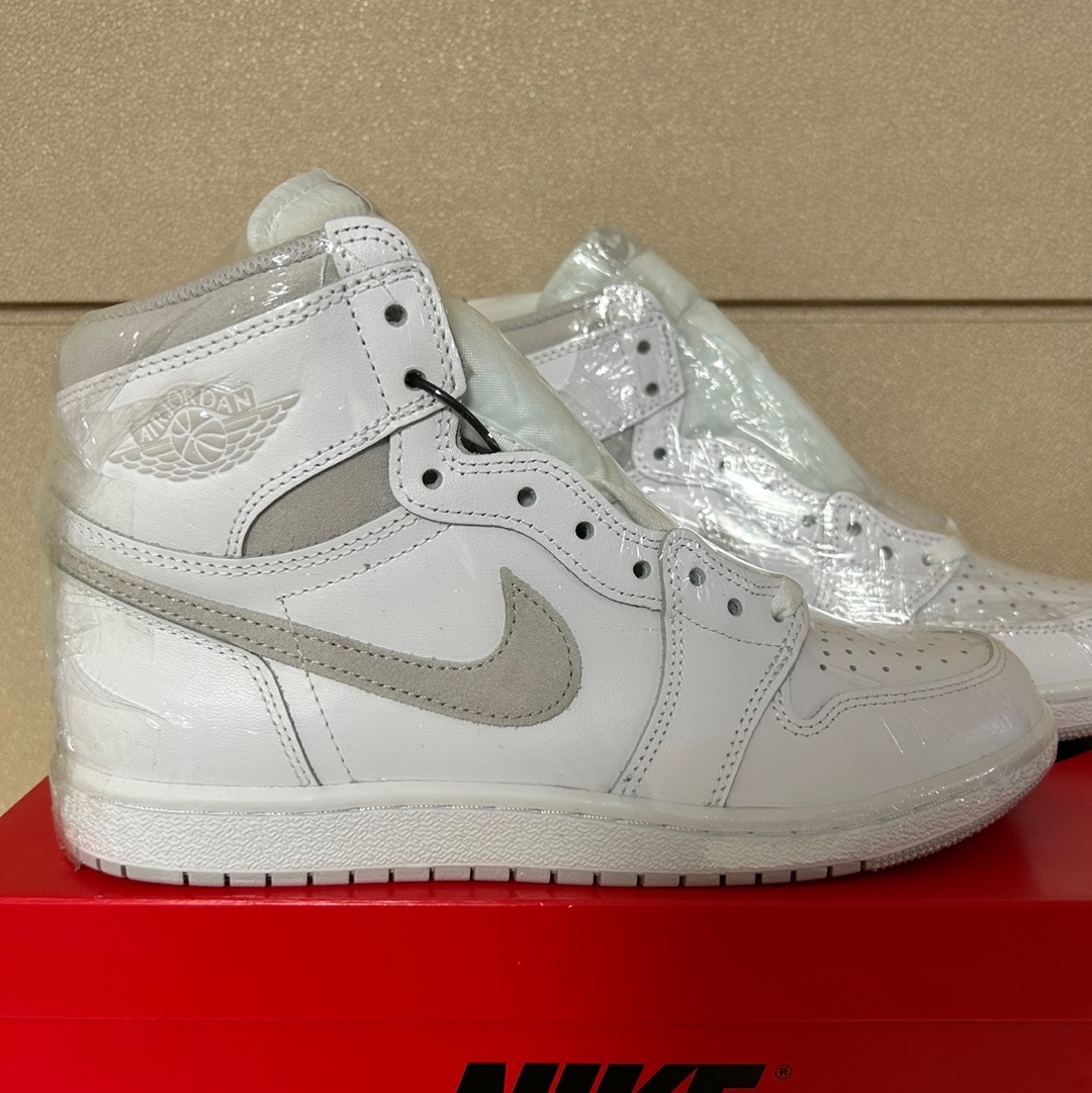 Jordan 1 High 85 Neutral Grey 착용 스타일