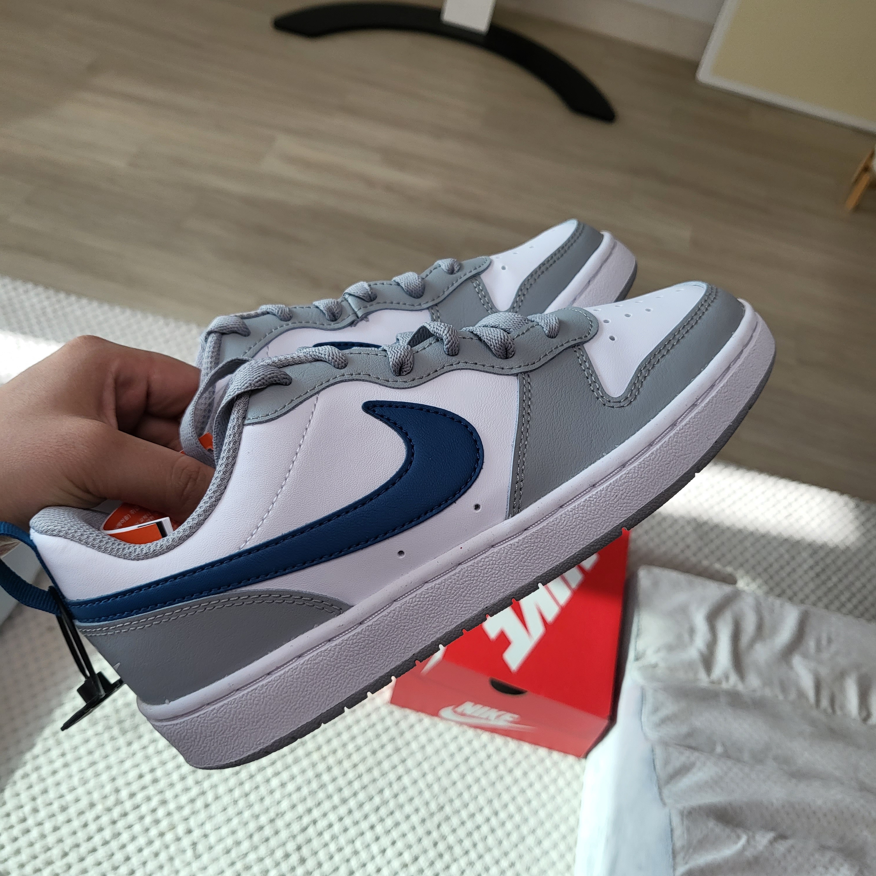 (GS) Nike Court Borough Low 2 Light Smoke Grey 착용 스타일