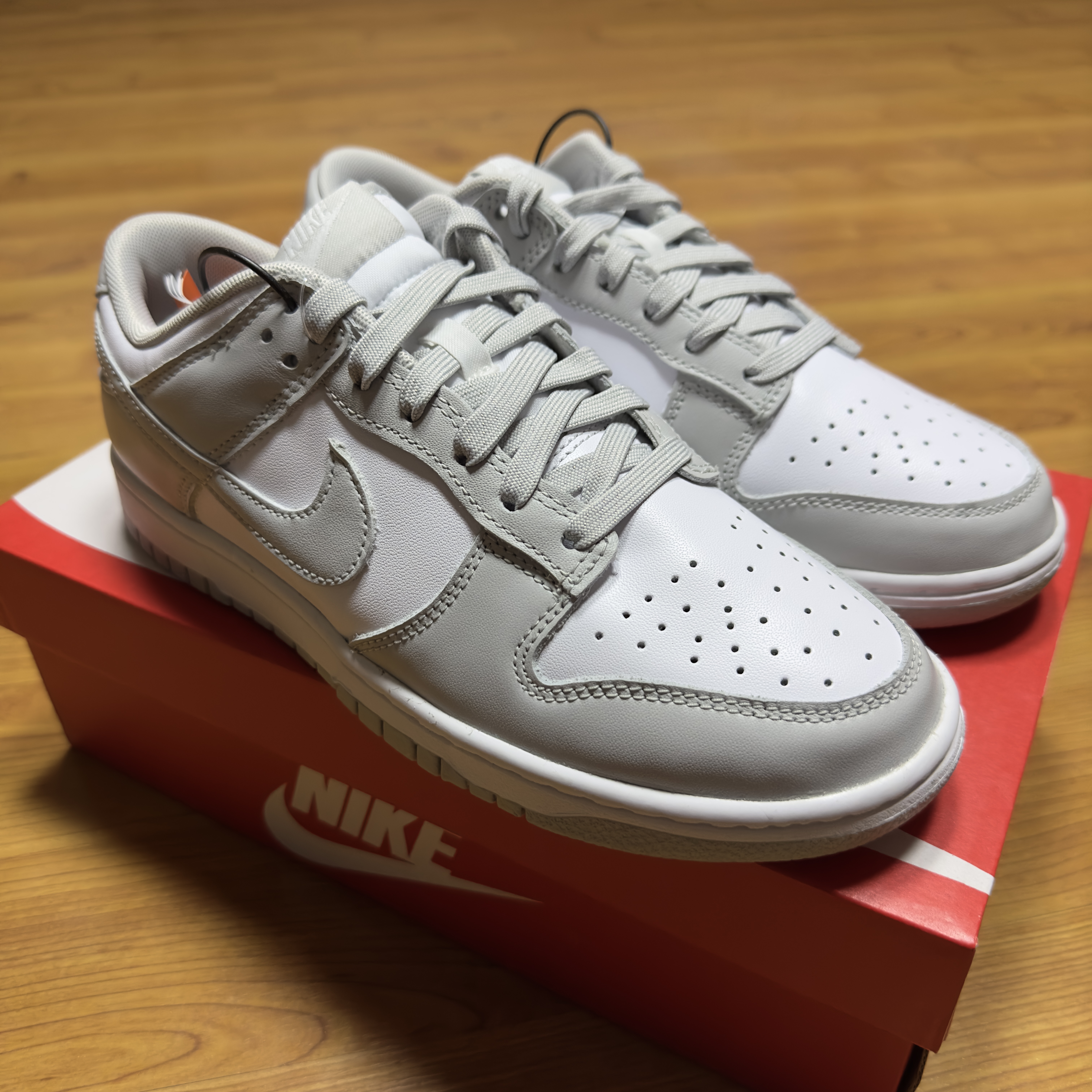 Nike Dunk Low Retro Grey Fog 착용 스타일