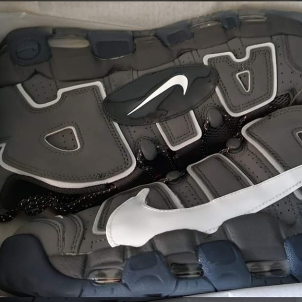Nike Air More Uptempo 96 Copy and Paste 착용 스타일