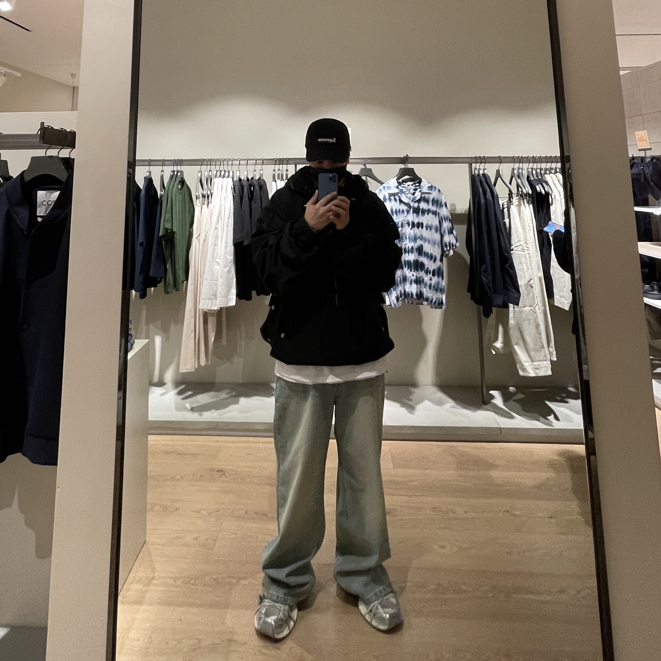 Balenciaga 3XL Sneakers Light Beige 착용 스타일 - 1