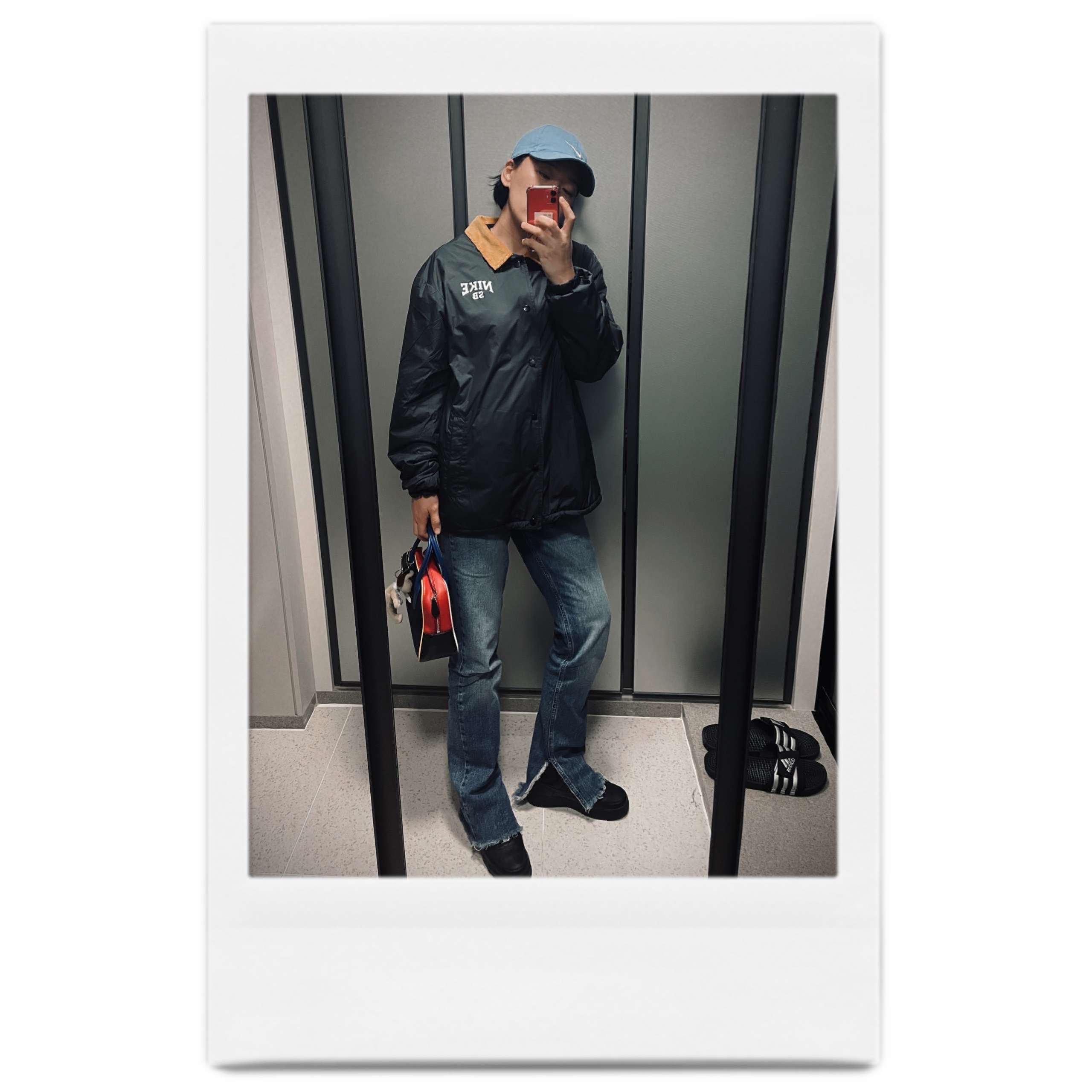 (W) Nike Air Force 1 '07 Low Triple Black 착용 스타일