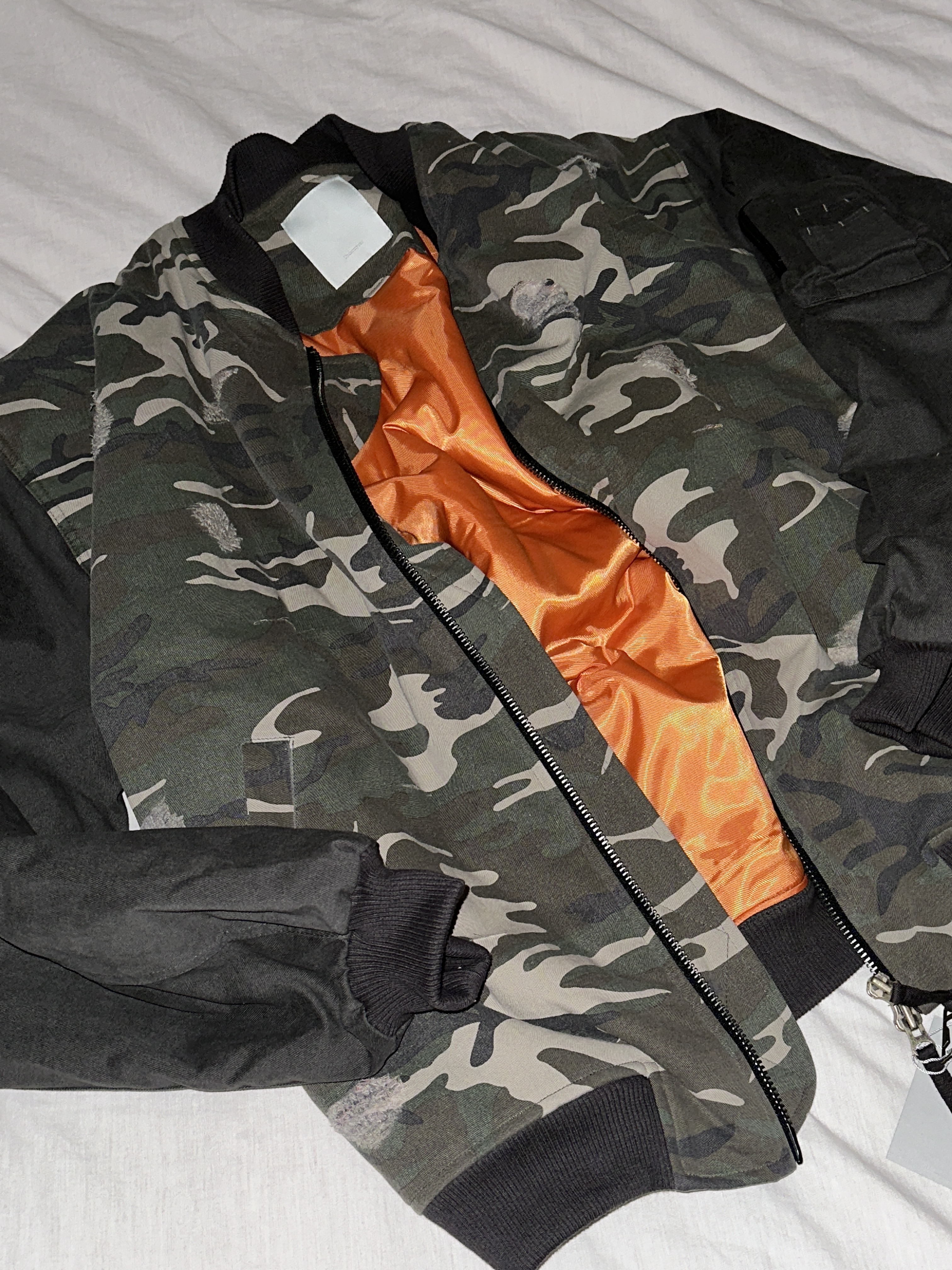Undermycar Vetek Camouflage Destroyed Bomber Kombu - 23SS, Undermycar Stuttgart Vintage Washing Ball Cap Black Red - 22SS 착용 스타일 - 5