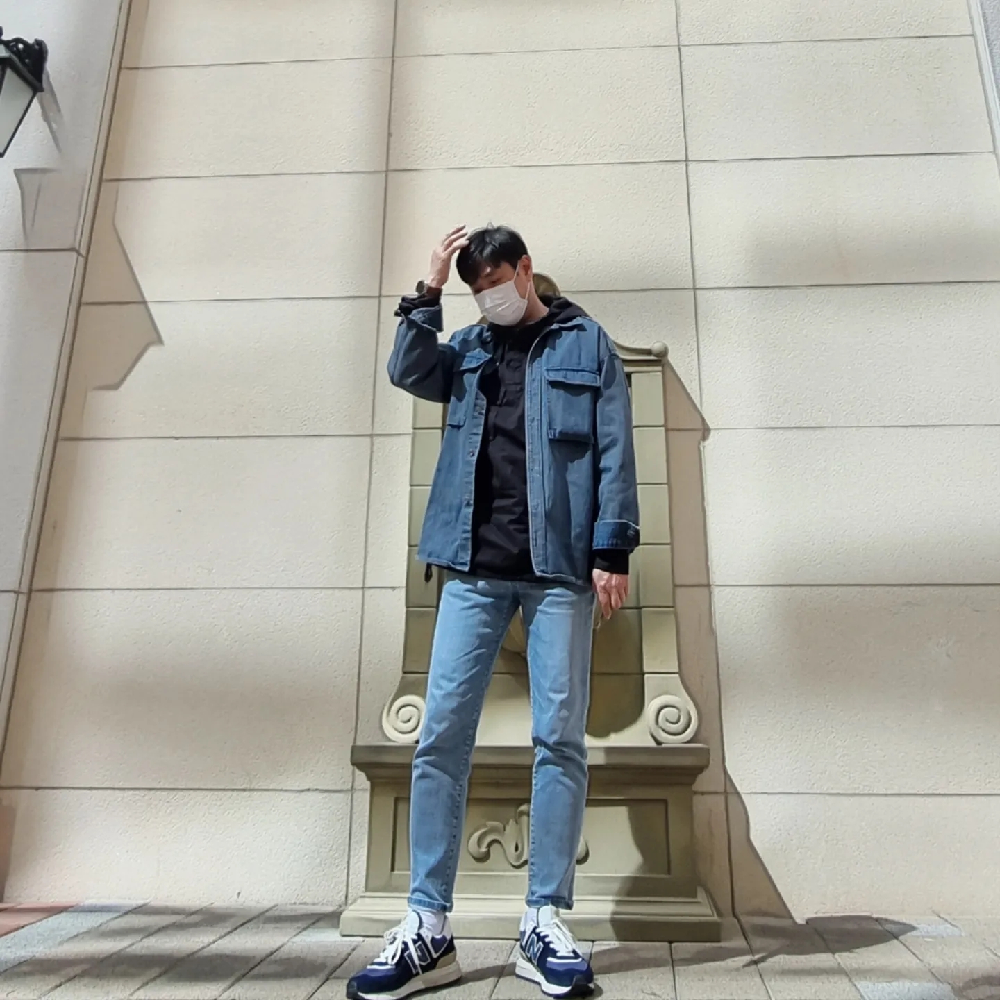 New Balance 574 Legacy Navy 착용 스타일 - 2