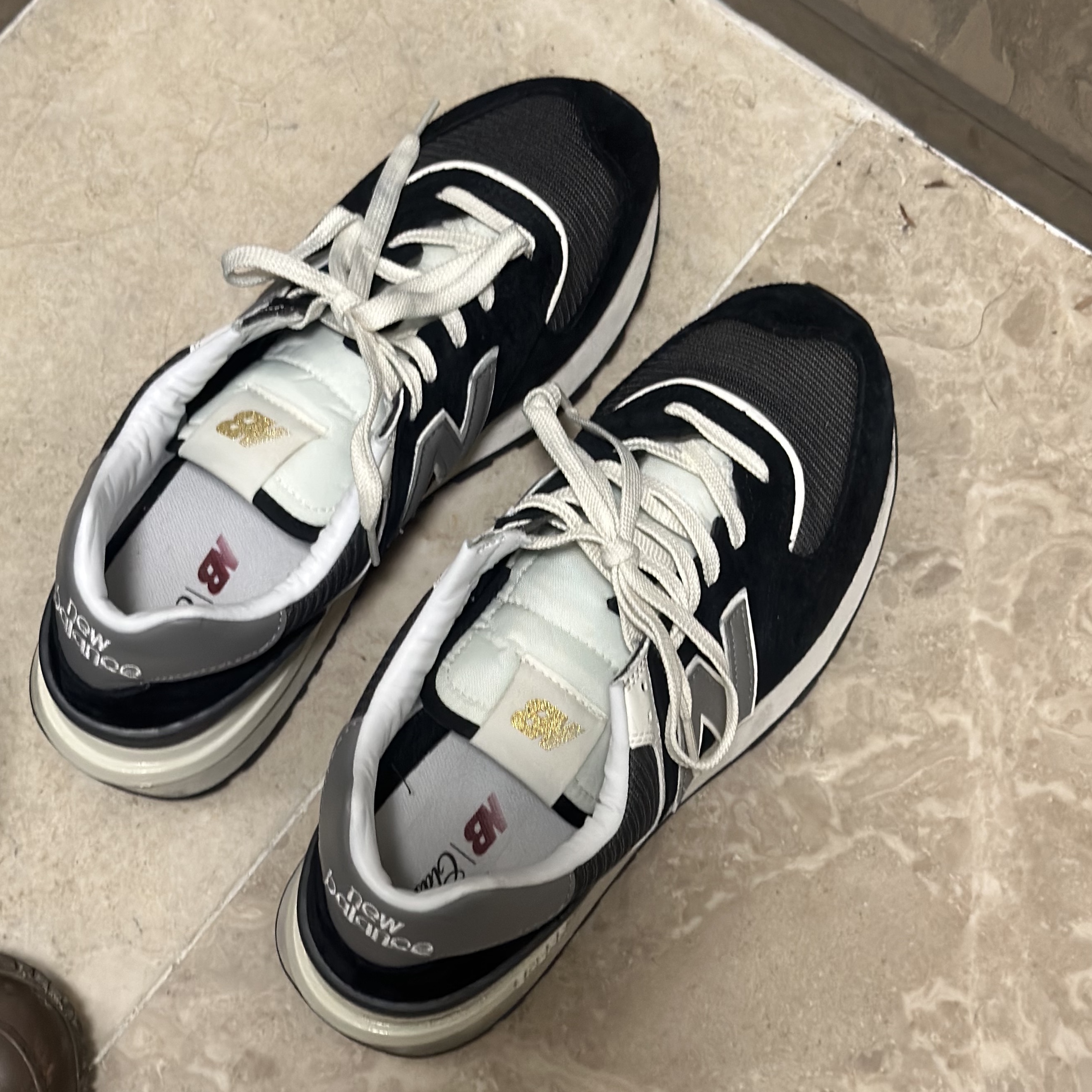 New Balance 574 Legacy Black 착용 스타일
