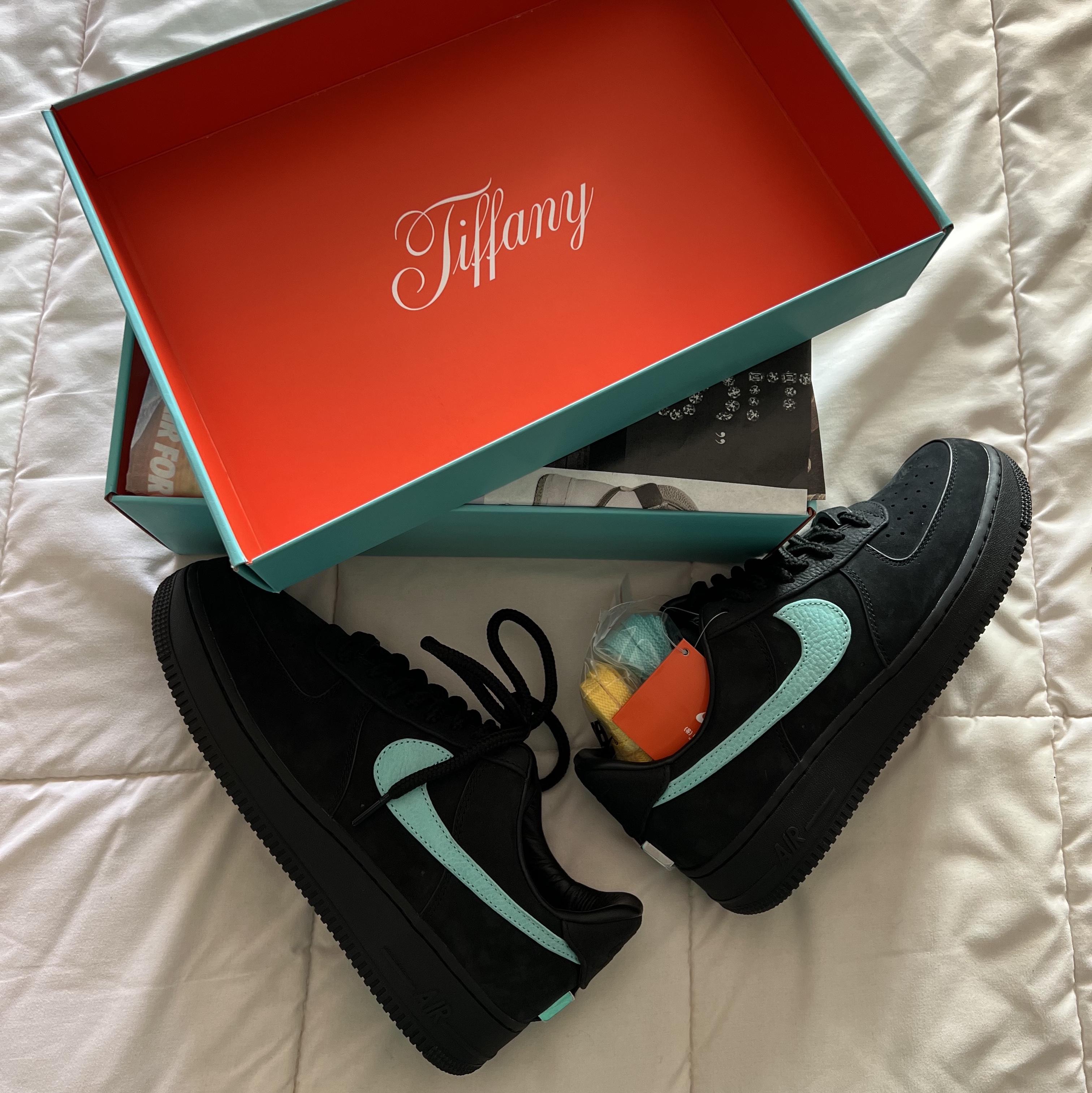 Nike x Tiffany & Co. Air Force 1 Low SP 1837 착용 스타일 - 2