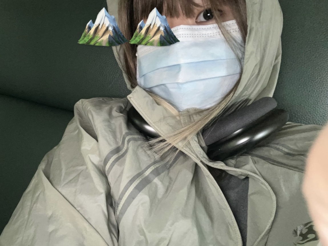 Sansan Gear Seam Sealing Jacket Mud Khaki - 22FW, Apple AirPods Max Lightning Space Gray (Korean Ver.) 착용 스타일 - 1