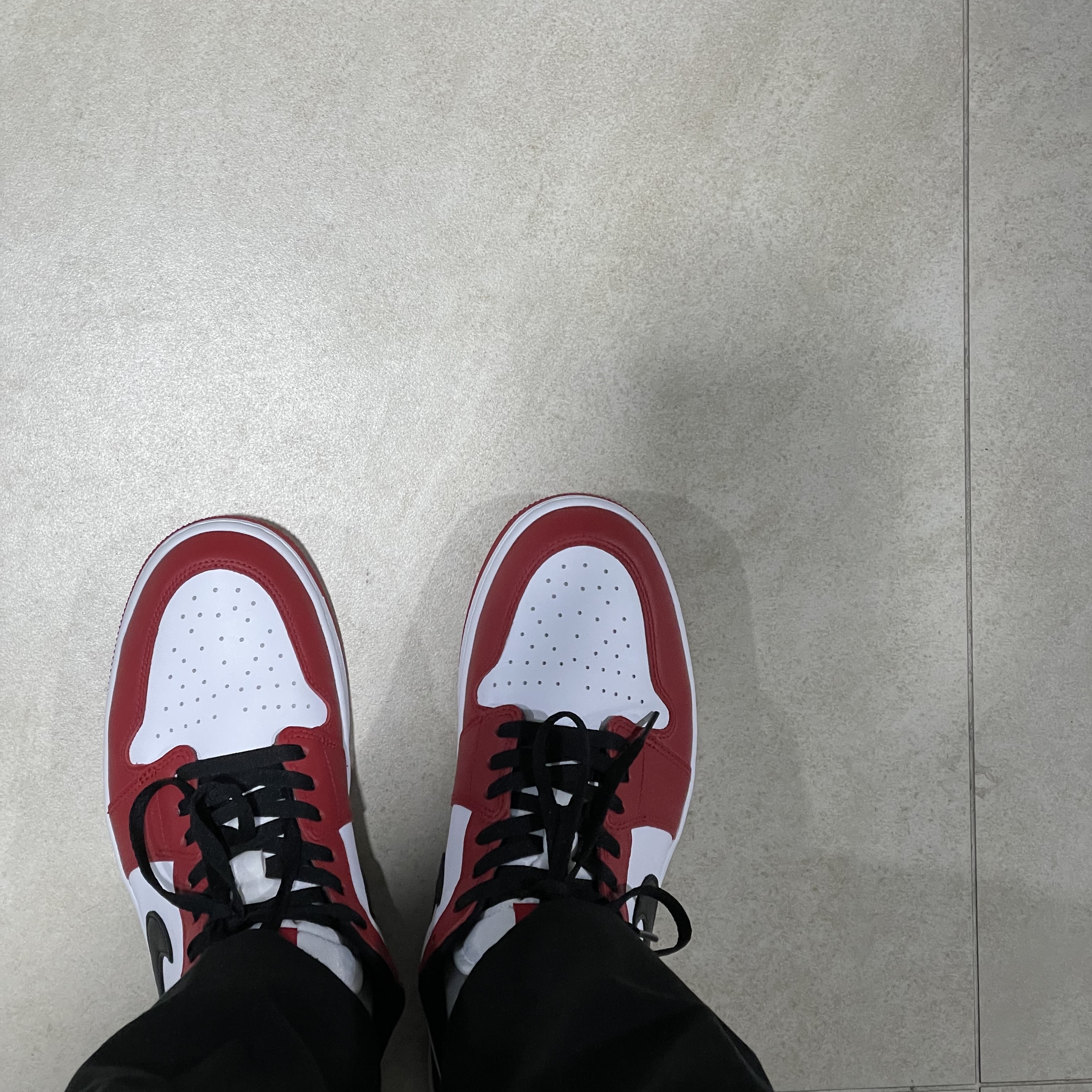 Jordan 1 Low Golf Chicago 착용 스타일