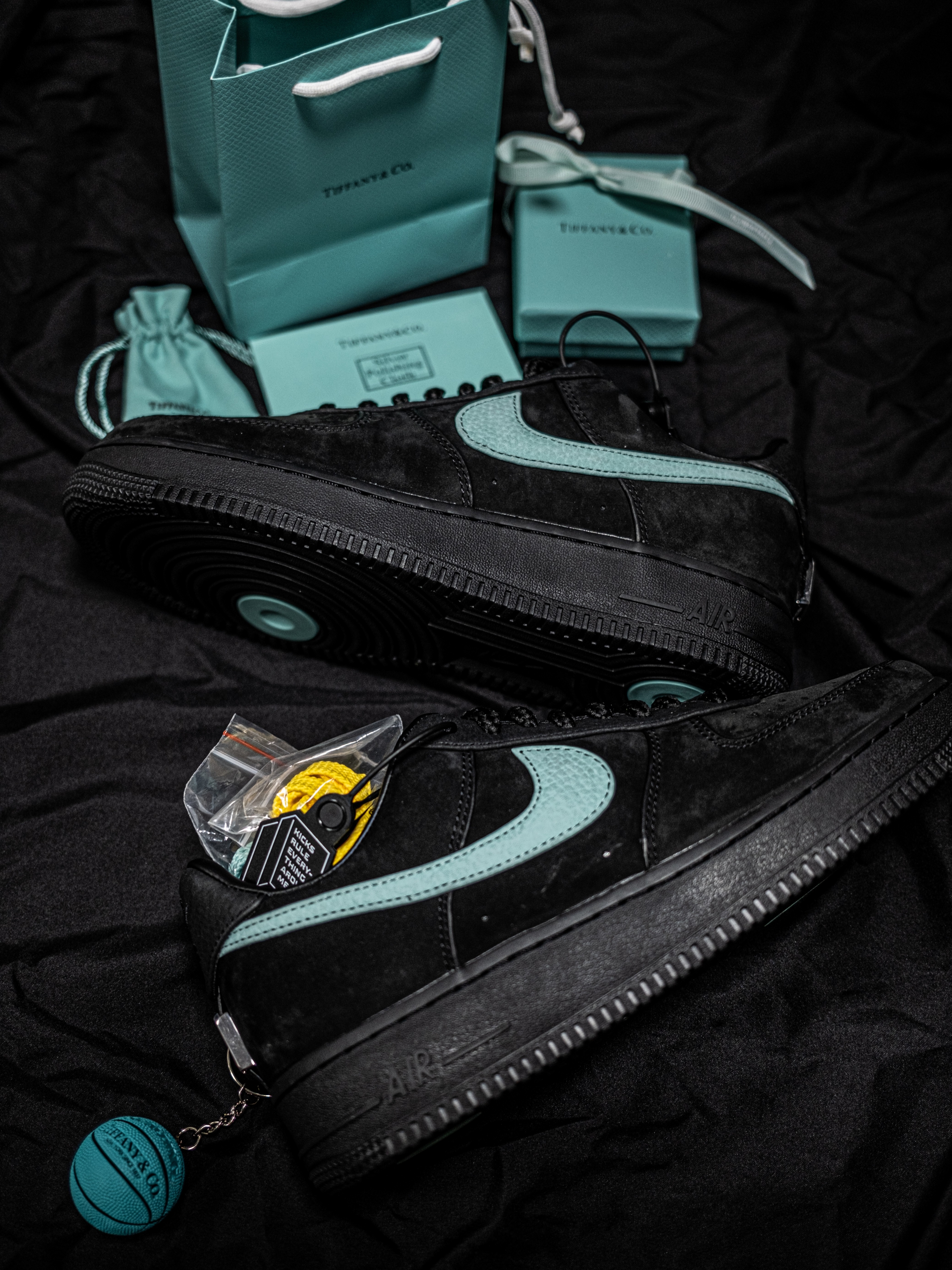 Nike x Tiffany & Co. Air Force 1 Low SP 1837 착용 스타일 - 1